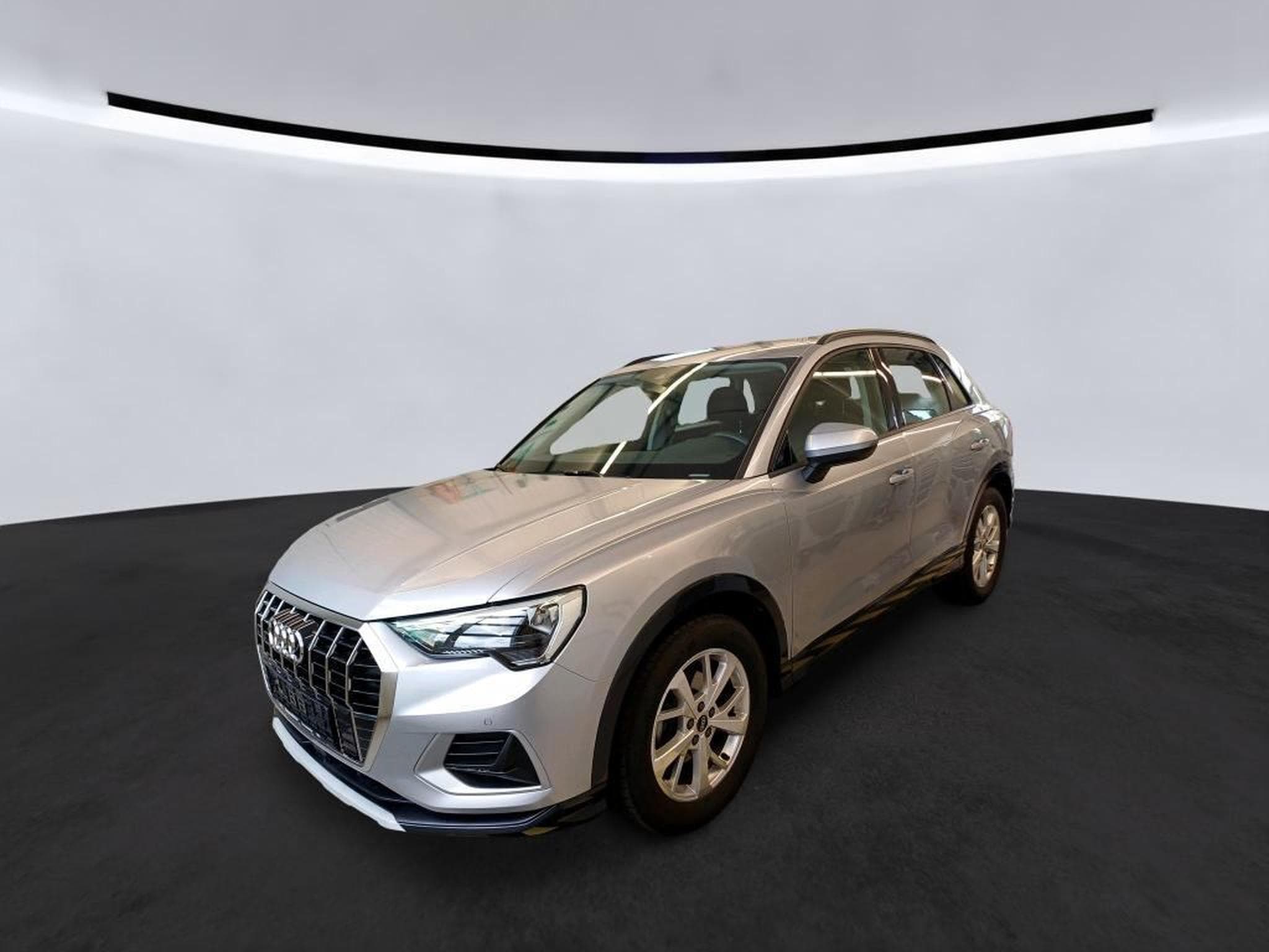 Audi Q3 Advanced 35 TFSi S-Tronic (2022) - Photo 1