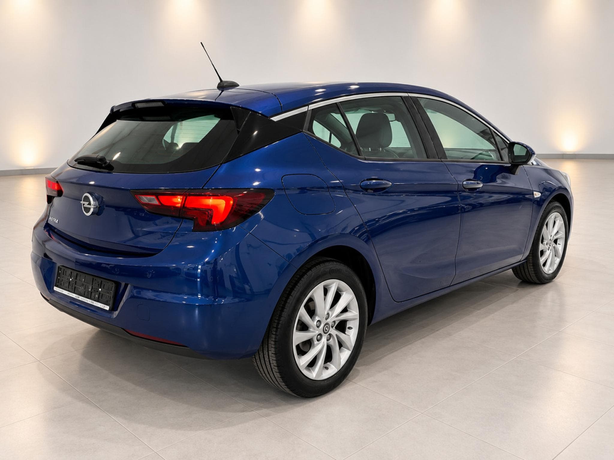 Opel Astra 1.5d 122 Elegance Navi Led Cam (2020) - Photo 3