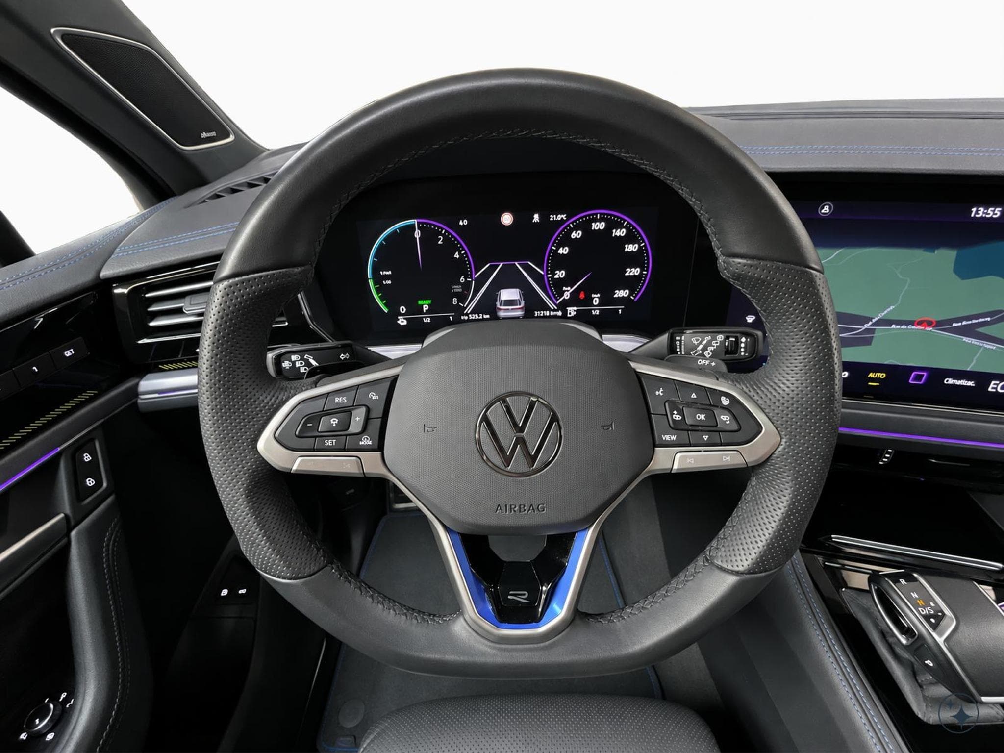 VW Touareg R+4Motion+Aut8+PHEV+P.Ass.+P.Travel+LM22 (2025) - Foto 10