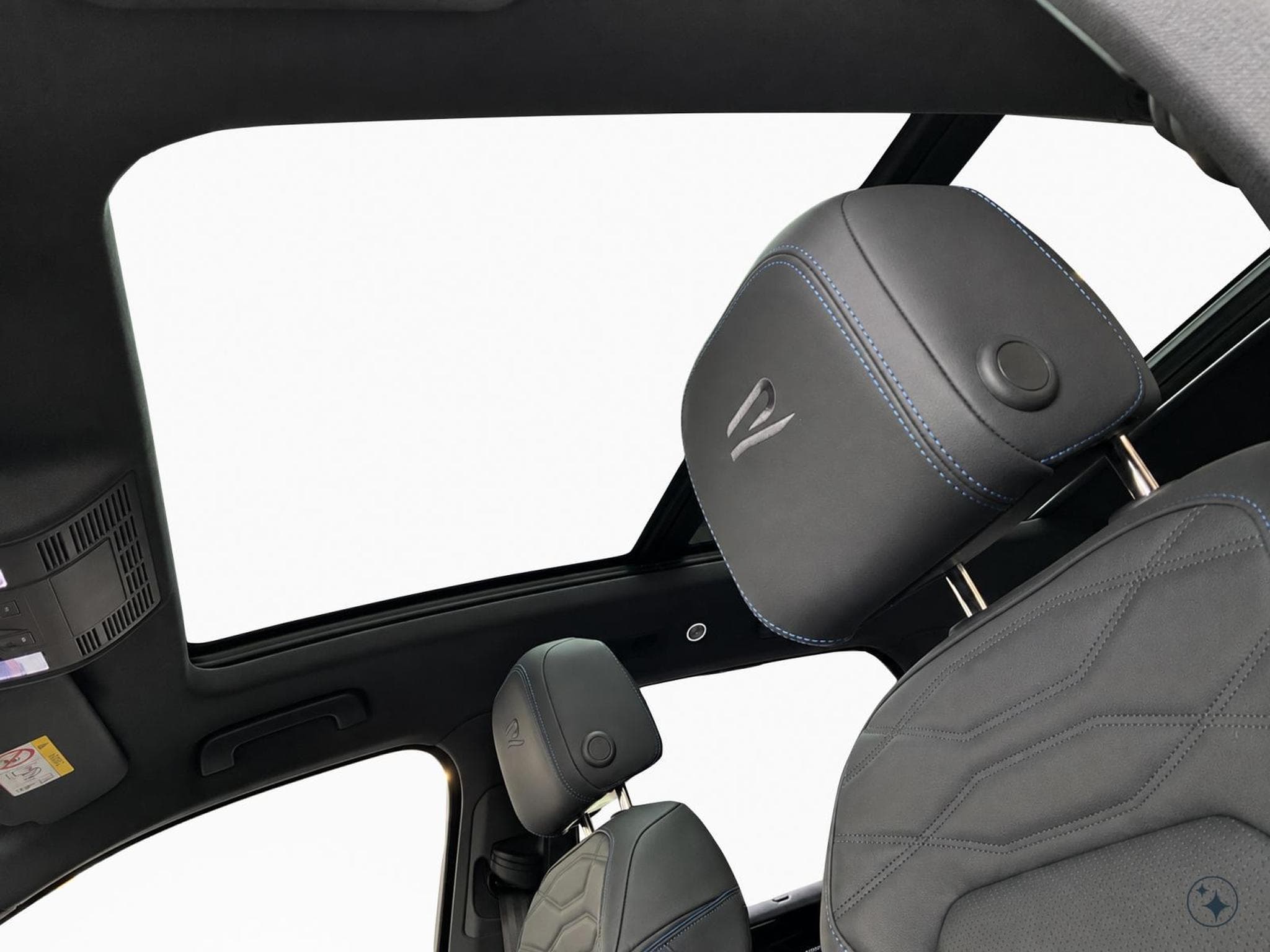 VW Touareg R+4Motion+Aut8+PHEV+P.Ass.+P.Travel+LM22 (2025) - Foto 15
