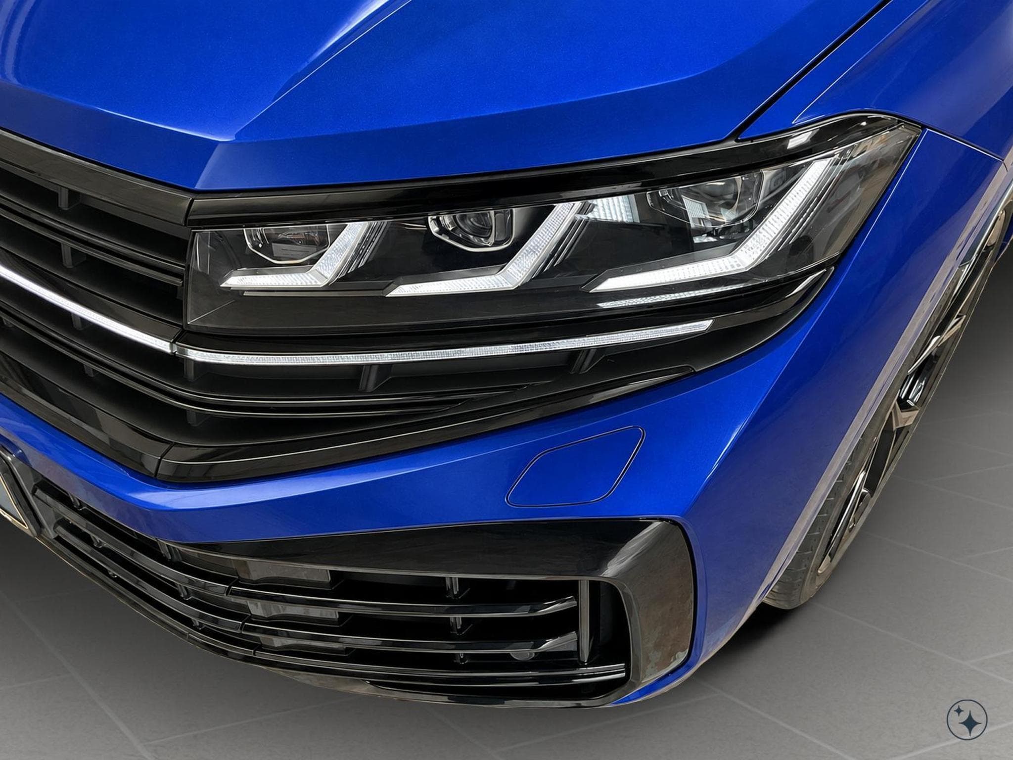 VW Touareg R+4Motion+Aut8+PHEV+P.Ass.+P.Travel+LM22 (2025) - Foto 18