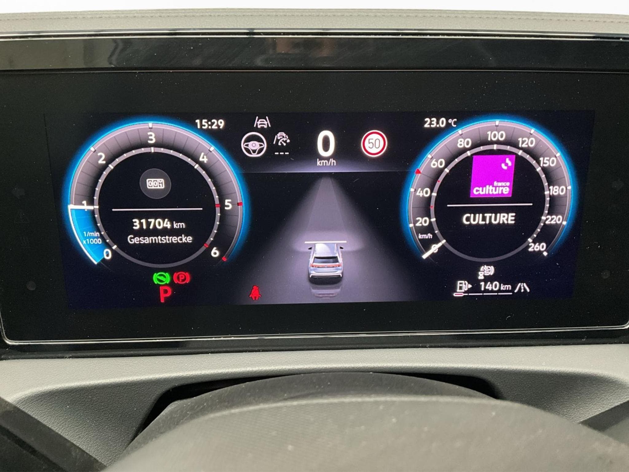 VW Tiguan R-Line+DSG+AHK+P.Confort+LM20+MatrixHD+P.Info.+Black-Style (2025) - Foto 11