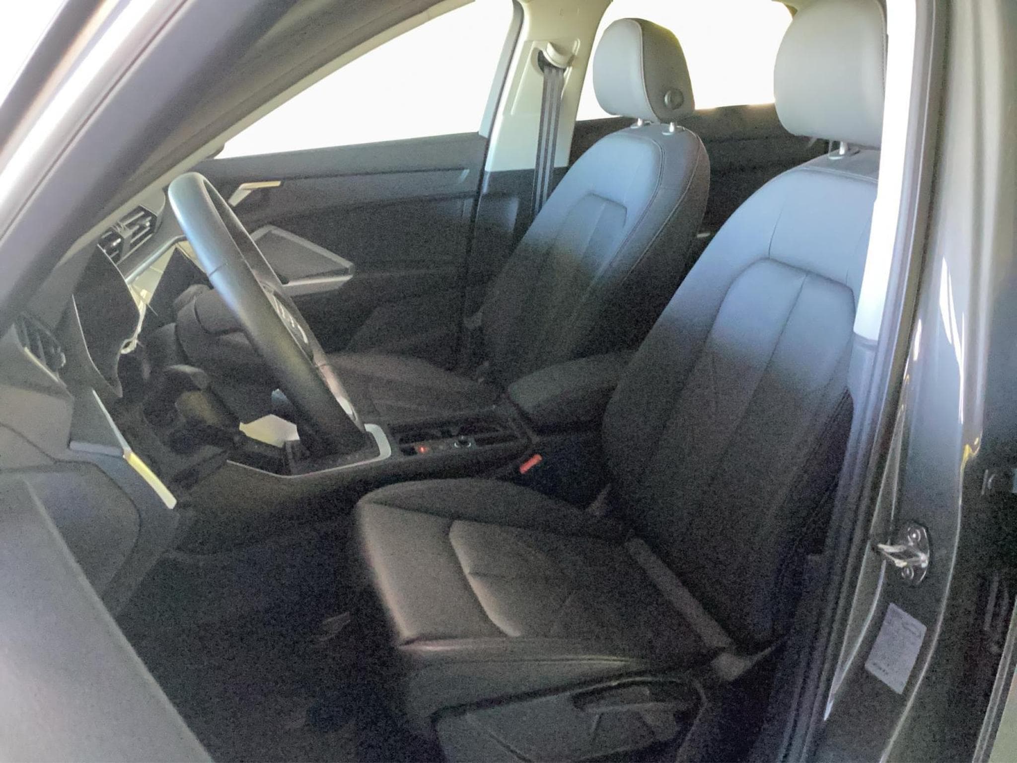 Audi Q3 SB+S-line+S-Tronic+35TDI+p.Business+P.Assistance+LED+NAVI+DA (2025) - Foto 9