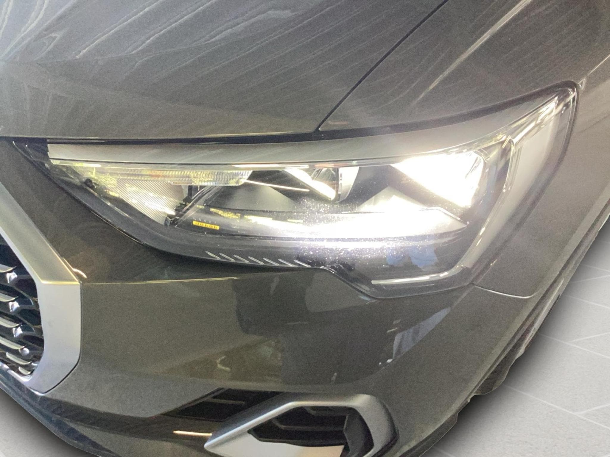 Audi Q3 SB+S-line+S-Tronic+35TDI+p.Business+P.Assistance+LED+NAVI+DA (2025) - Foto 17