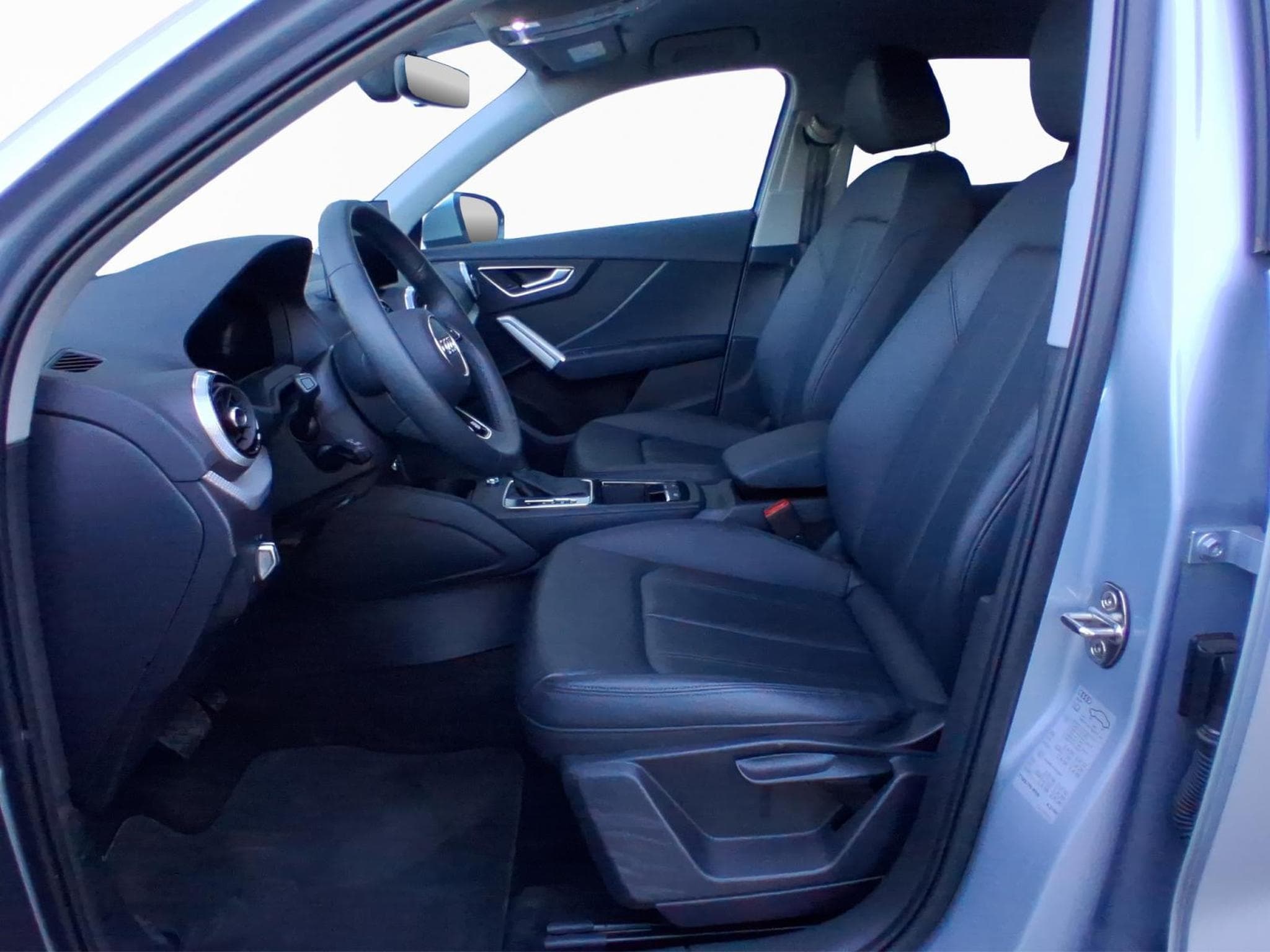 Audi Q2 Advanced+S-Tronic+P.Business+P.Fonctions+Led+Navi+DAB (2025) - Foto 9