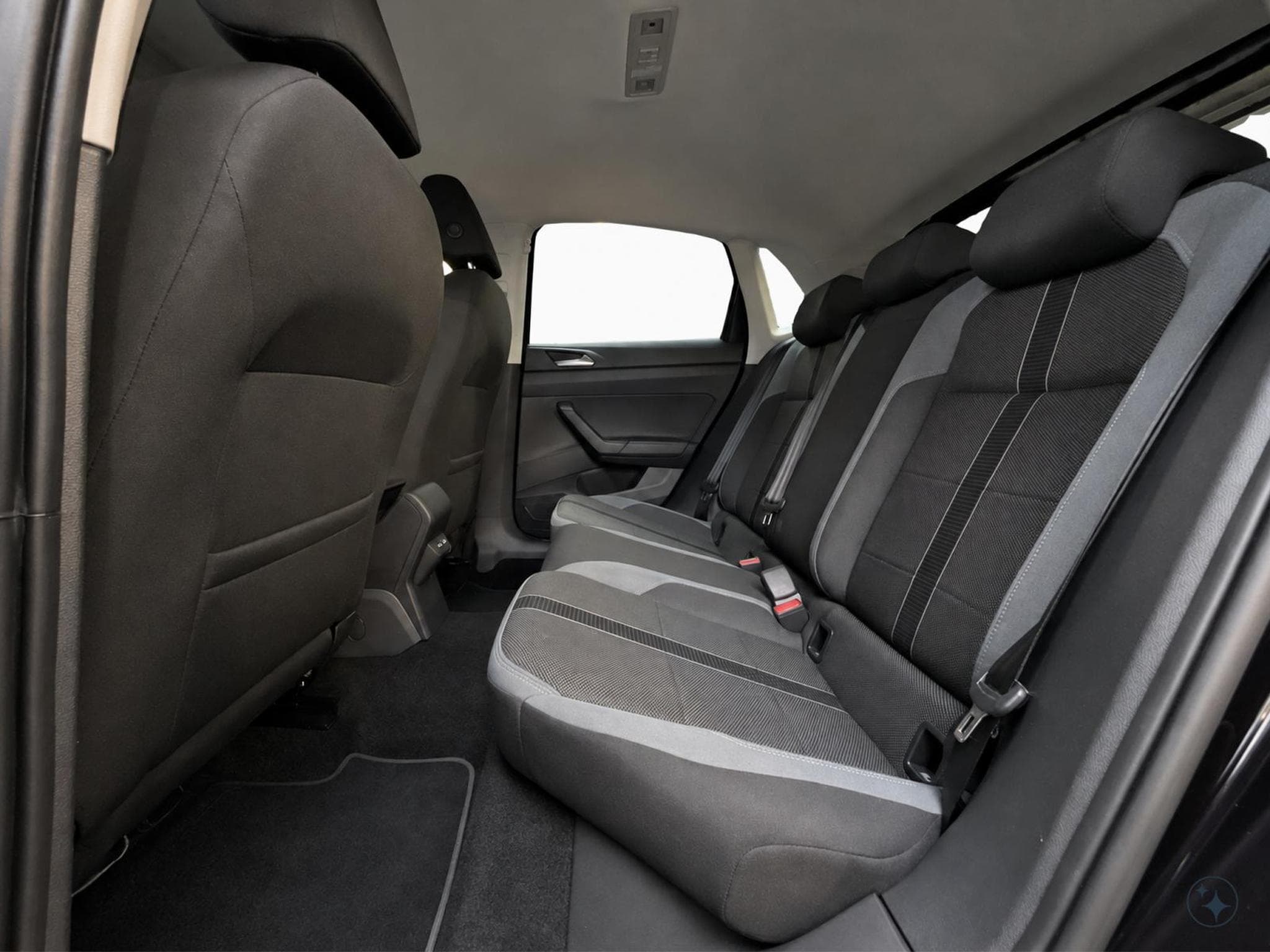VW Polo Style+BVM+P.Assistance+P.Lumiere+Air-Care-Climatronic (2025) - Foto 15