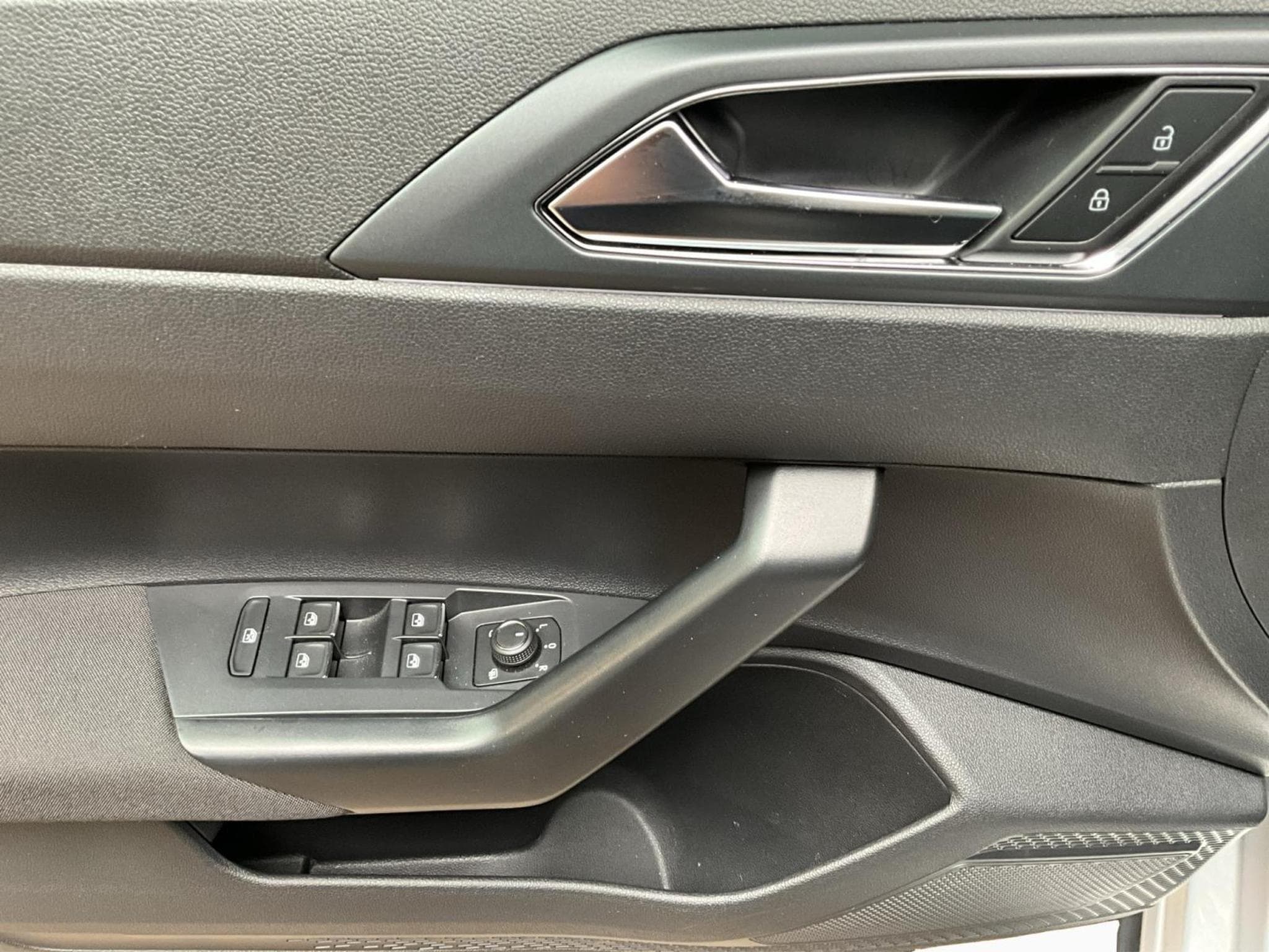 VW Polo R-Line+DSG+P.Assistance+P.Lumiere+DAB+Led (2025) - Foto 14