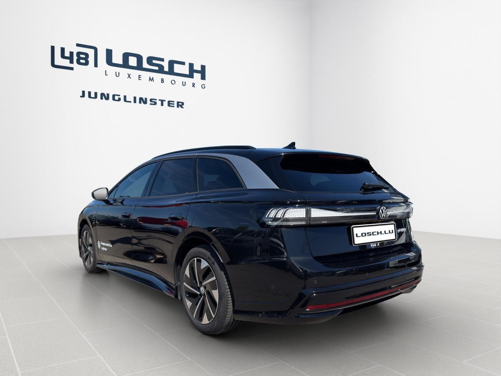 VW ID.7 Tourer Pro 210 kW / 77 kWh (2026) - Photo 7