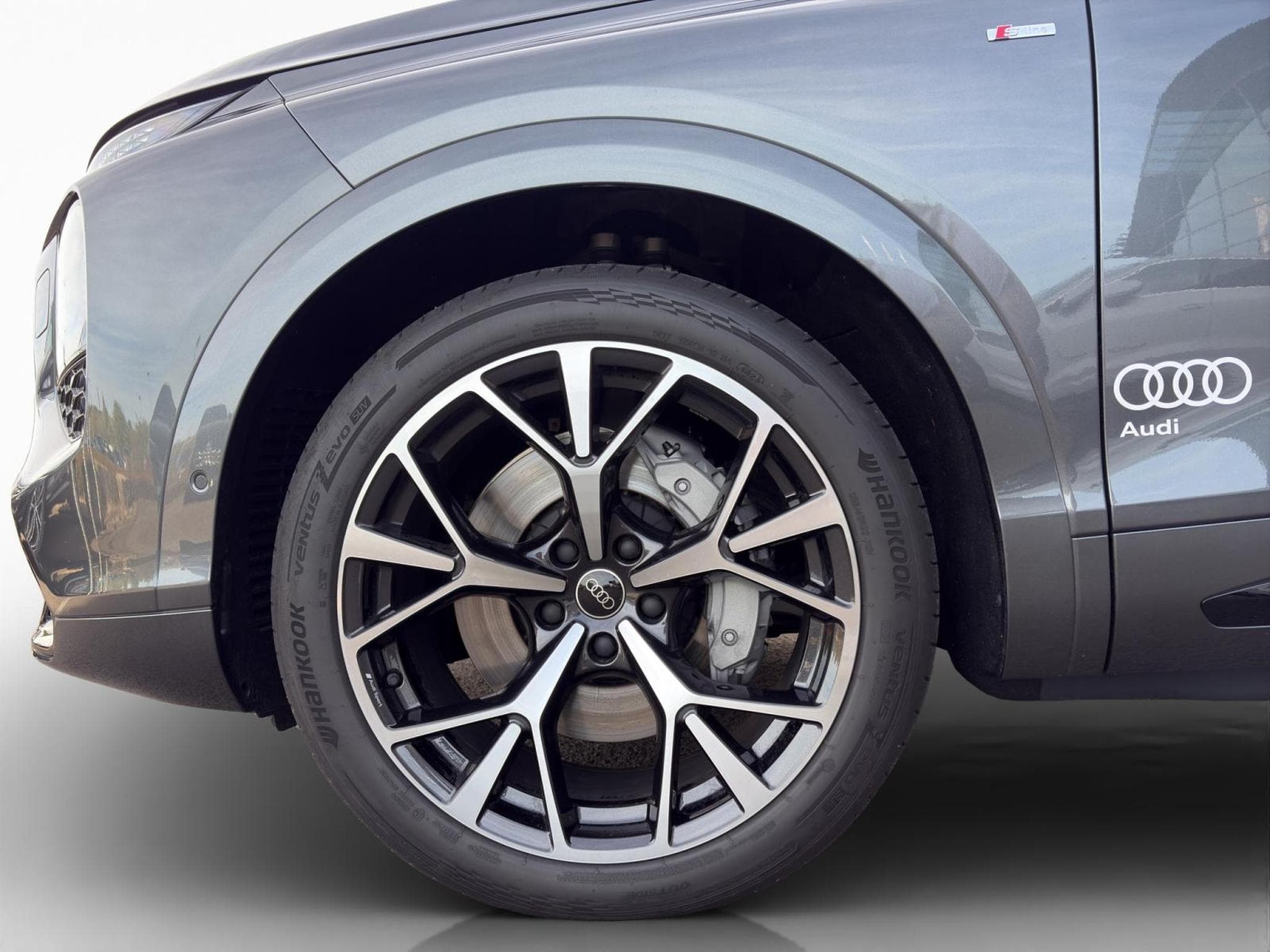 Audi Q7 Q7 SUV (2026) - Photo 8