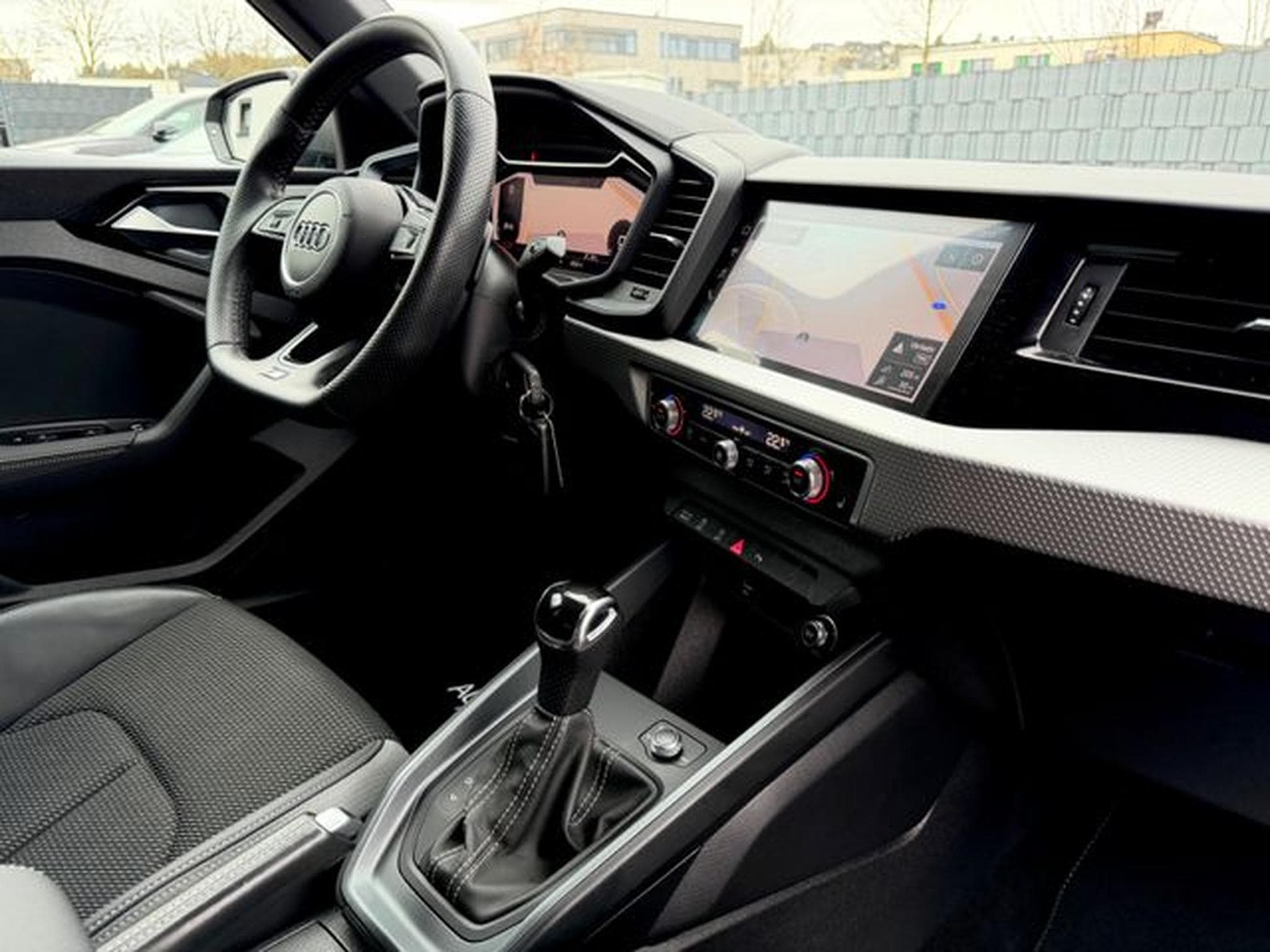 Audi A1 A1 Sportback 40 TFSI S line Sport Plus Paket (2019) - Foto 12