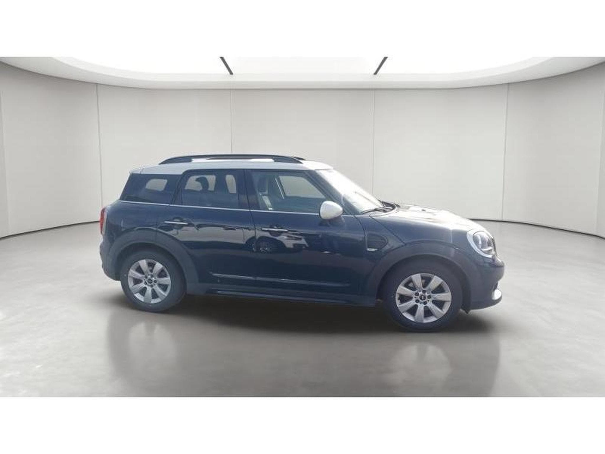 MINI Cooper D Countryman 2 (2018) - Photo 5