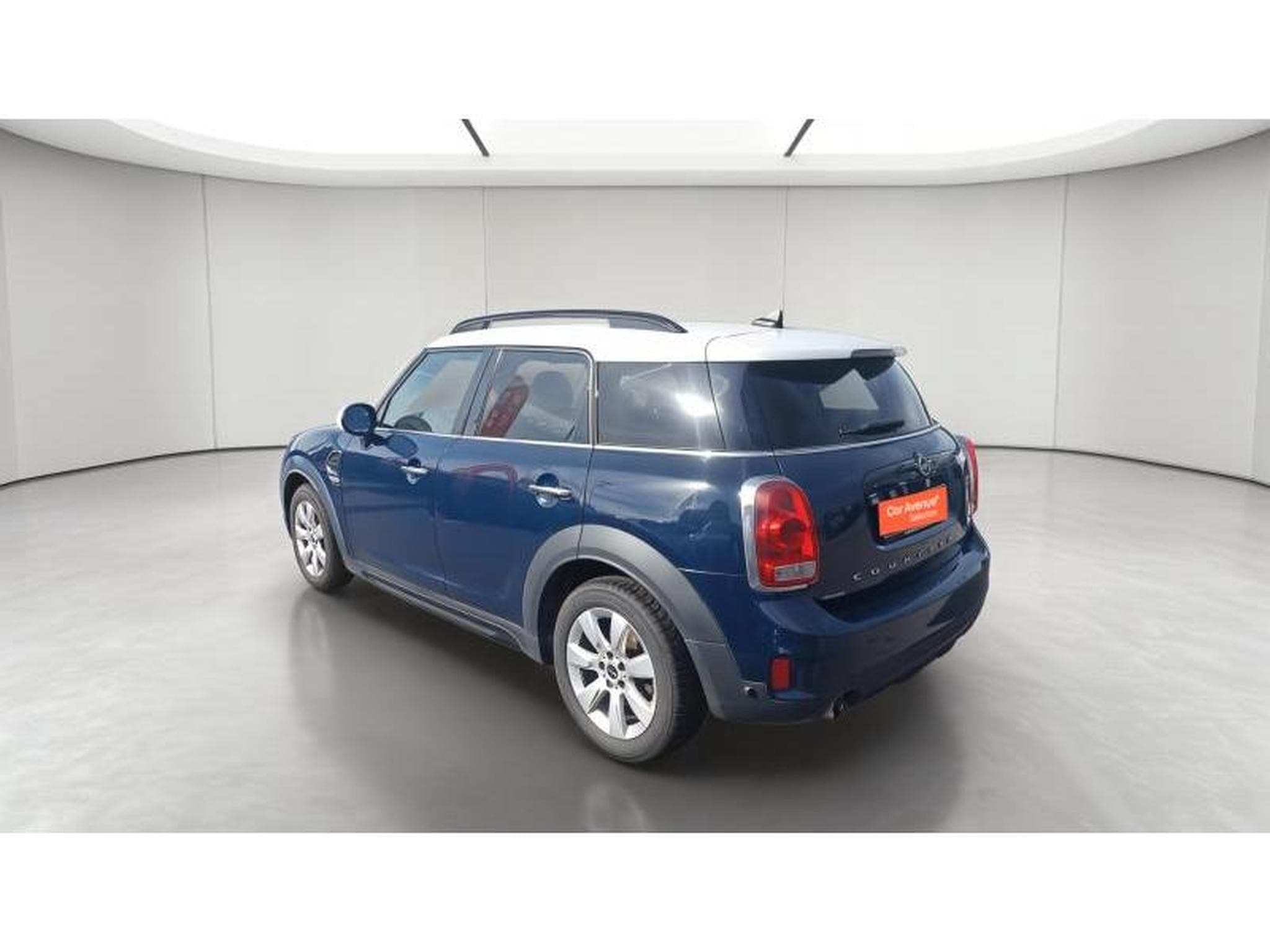 MINI Cooper D Countryman 2 (2018) - Photo 8