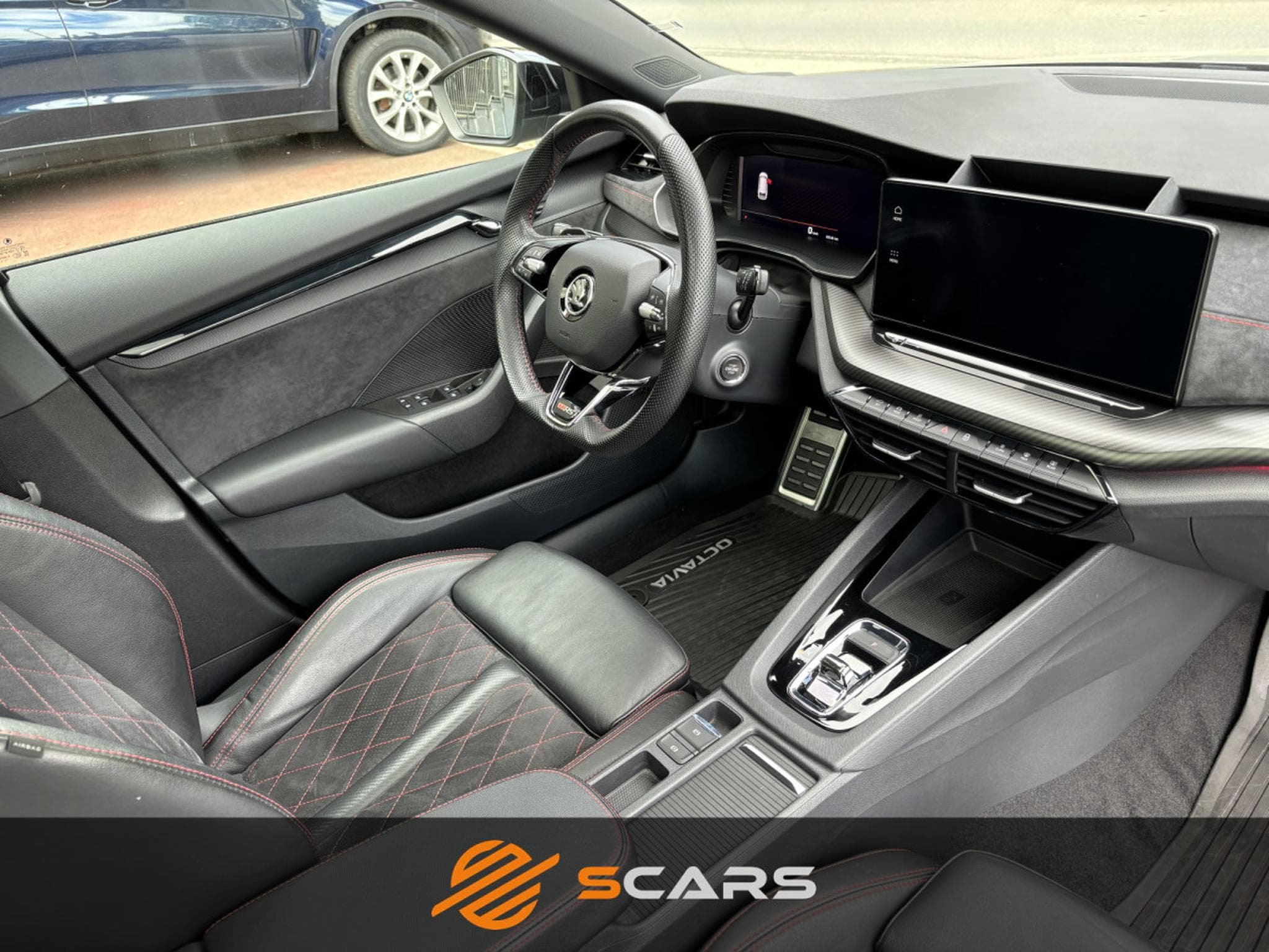 Skoda Octavia RS 2.0 TFSI 245cv DSG (2021) - Photo 9
