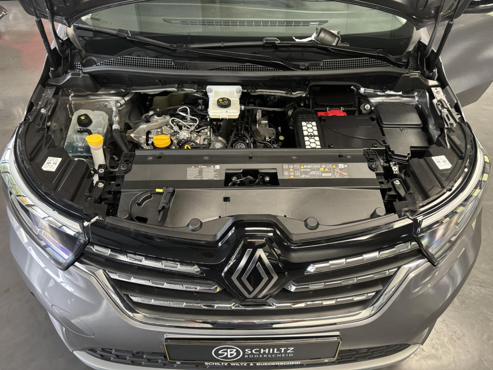 Renault Kangoo 1.3 TCe Techno AT (2025) - Photo 8