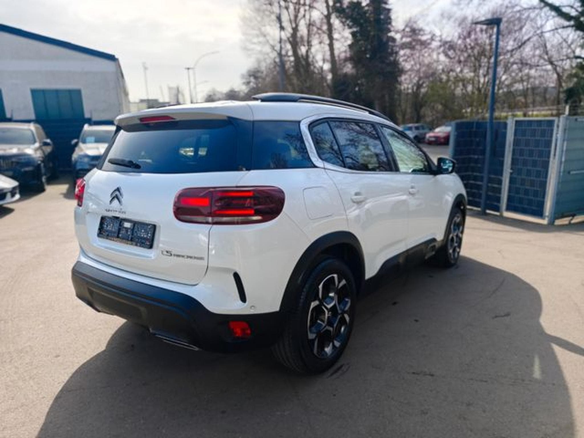 Citroën C5 Aircross C5 AIRCROSS SHINE *AUT*NAVI*KAMERA*LED* (2023) - Photo 6