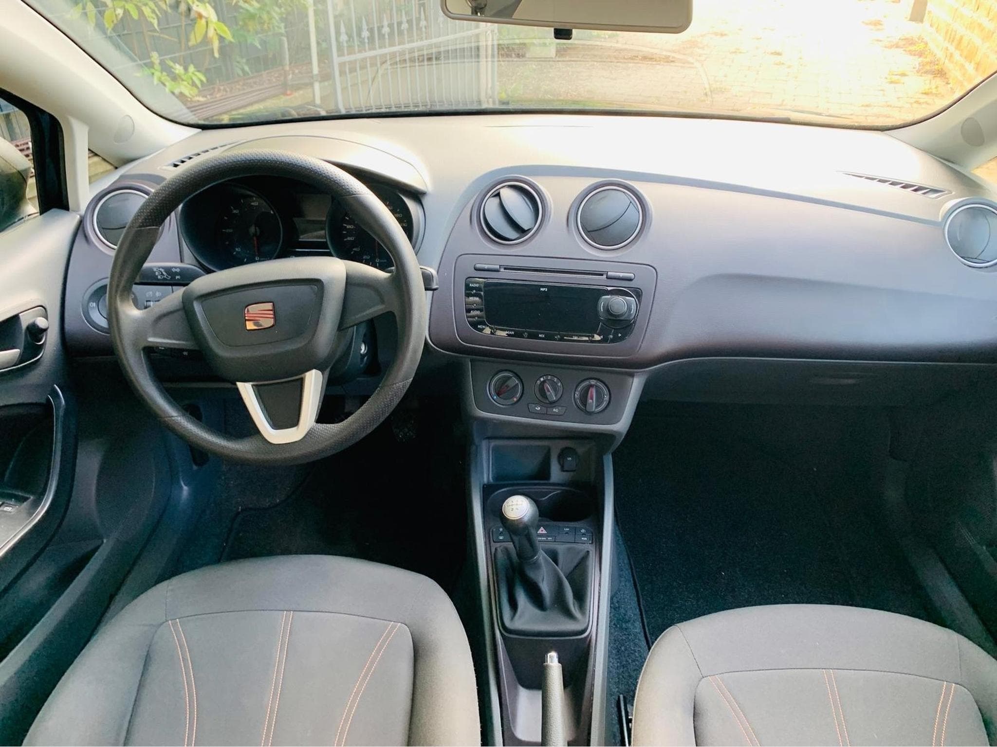 Seat Ibiza Seat Ibiza 1.2 Tdi (2011) - Foto 4