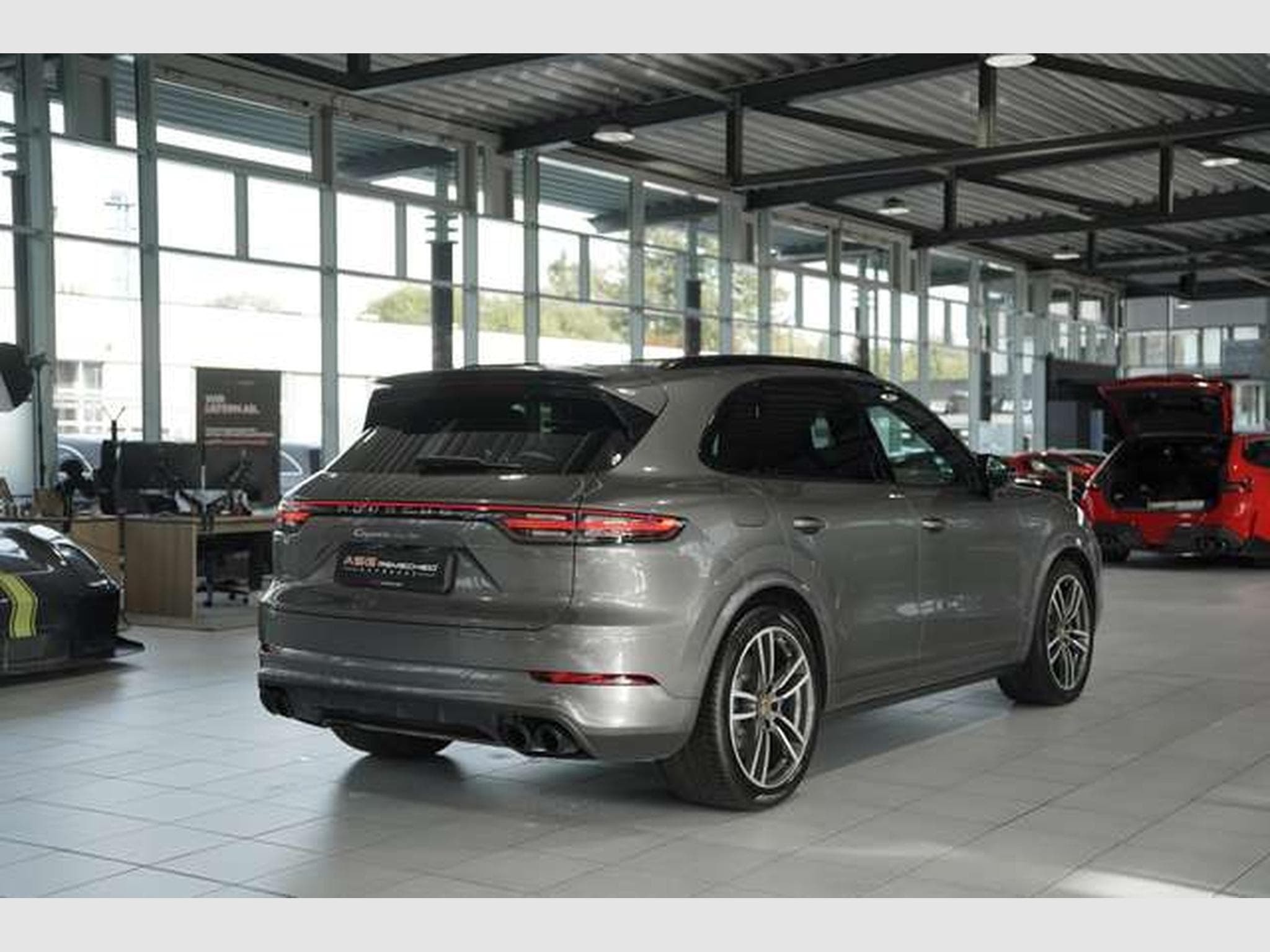 Porsche Cayenne Turbo *Chrono *Pano *Matrix *APPROVED (2018) - Foto 6