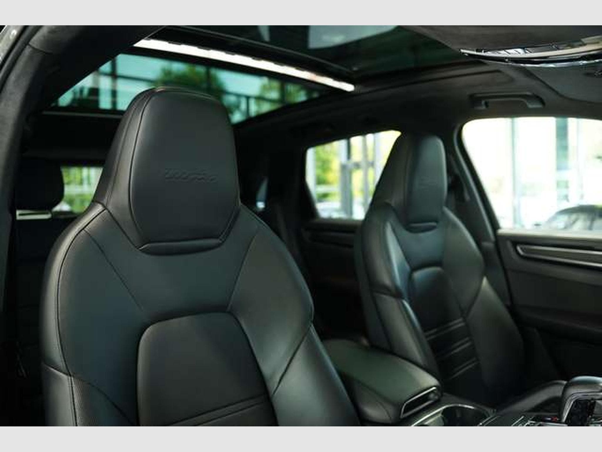 Porsche Cayenne Turbo *Chrono *Pano *Matrix *APPROVED (2018) - Foto 16