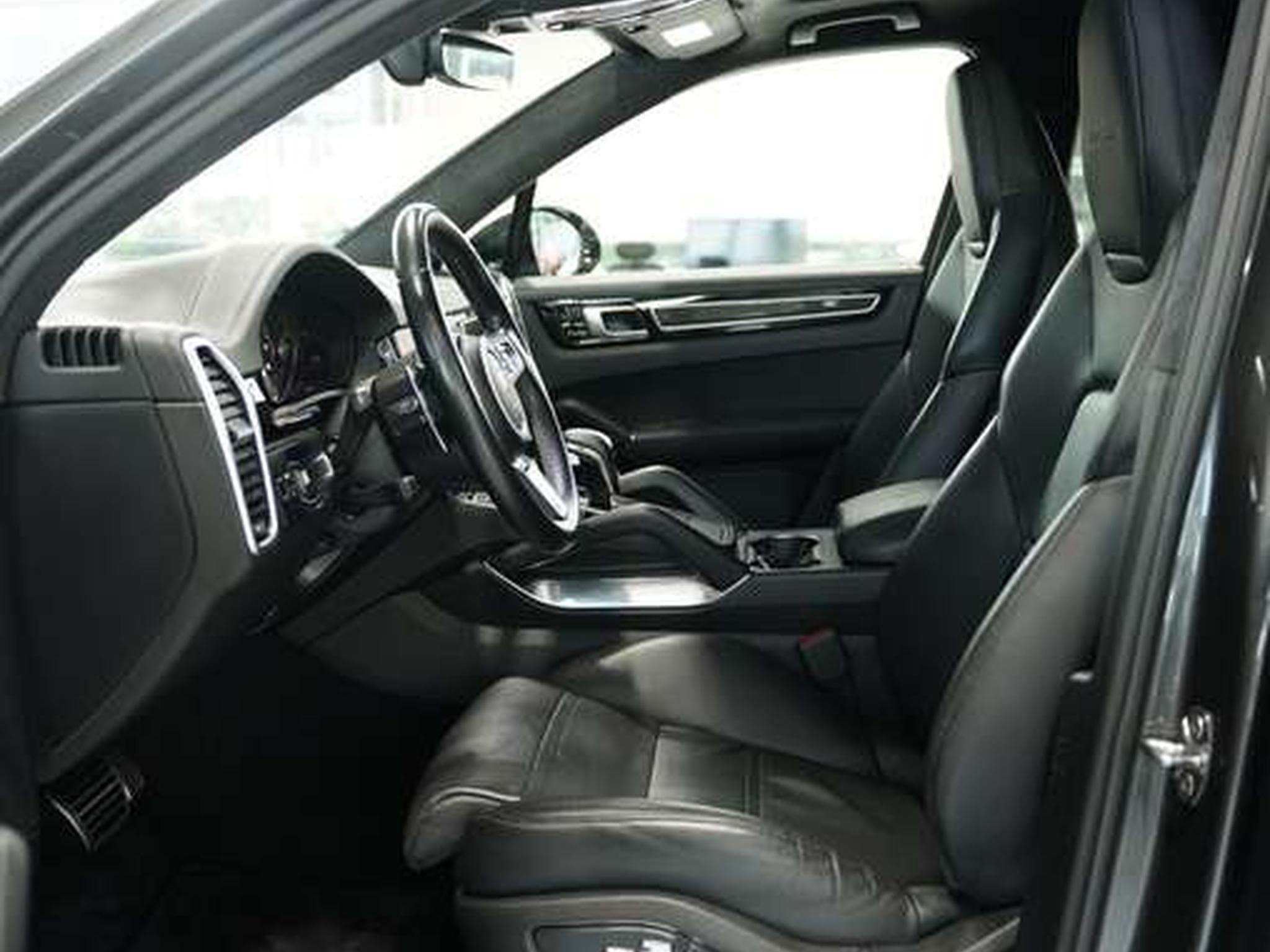 Porsche Cayenne Turbo *Chrono *Pano *Matrix *APPROVED (2018) - Foto 27