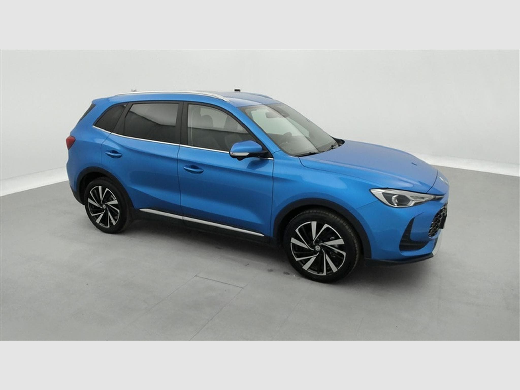 MG ZS 1.5 Hybrid+ Luxury NAVI / FULL LED / CUIR / CAMERA / JA 17" (2025) - Foto 23