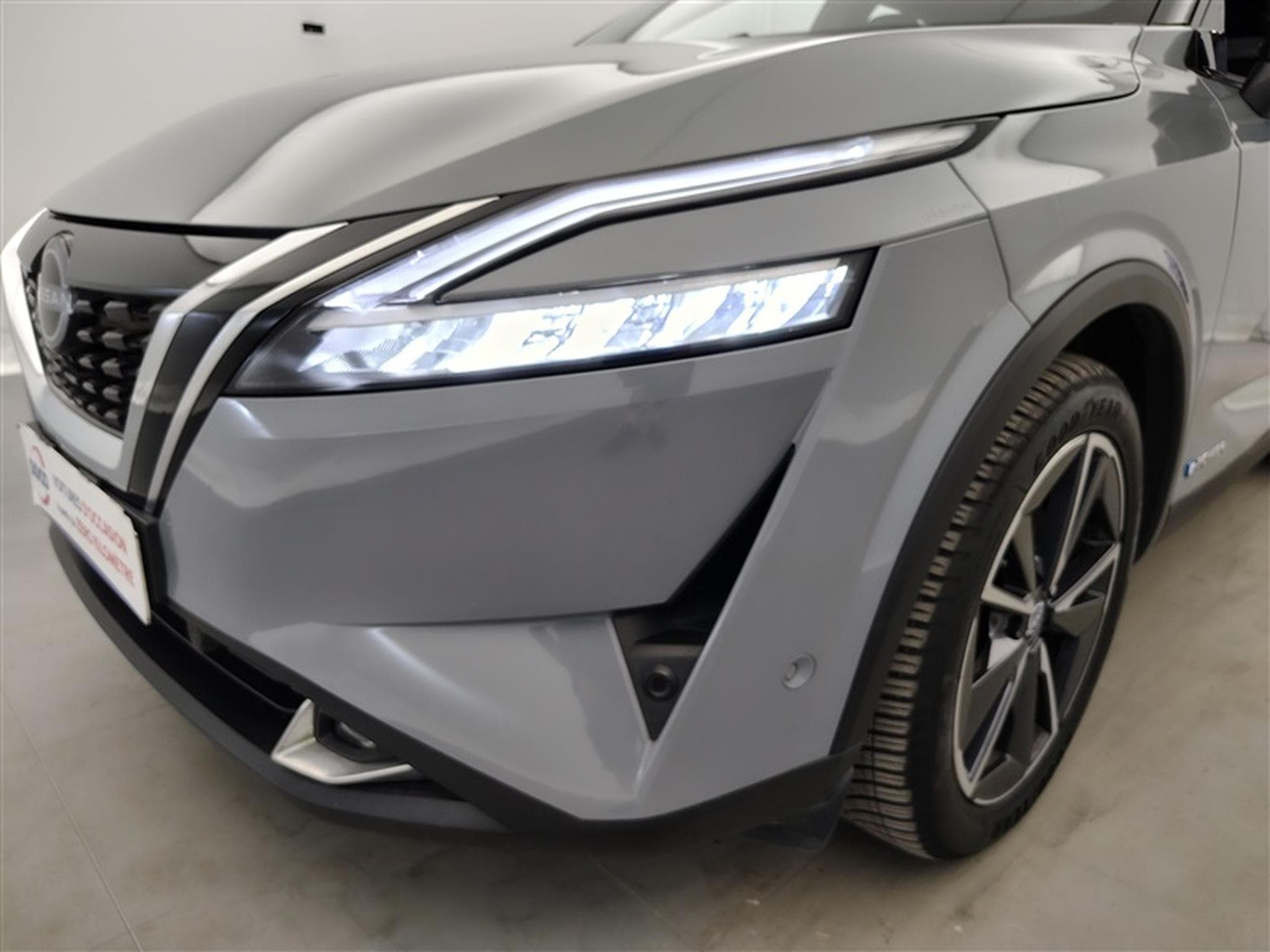 Nissan Qashqai 1.5 e-Power Tekna NAVI / FULL LED / PANO / CAMERA 360° (2023) - Photo 15