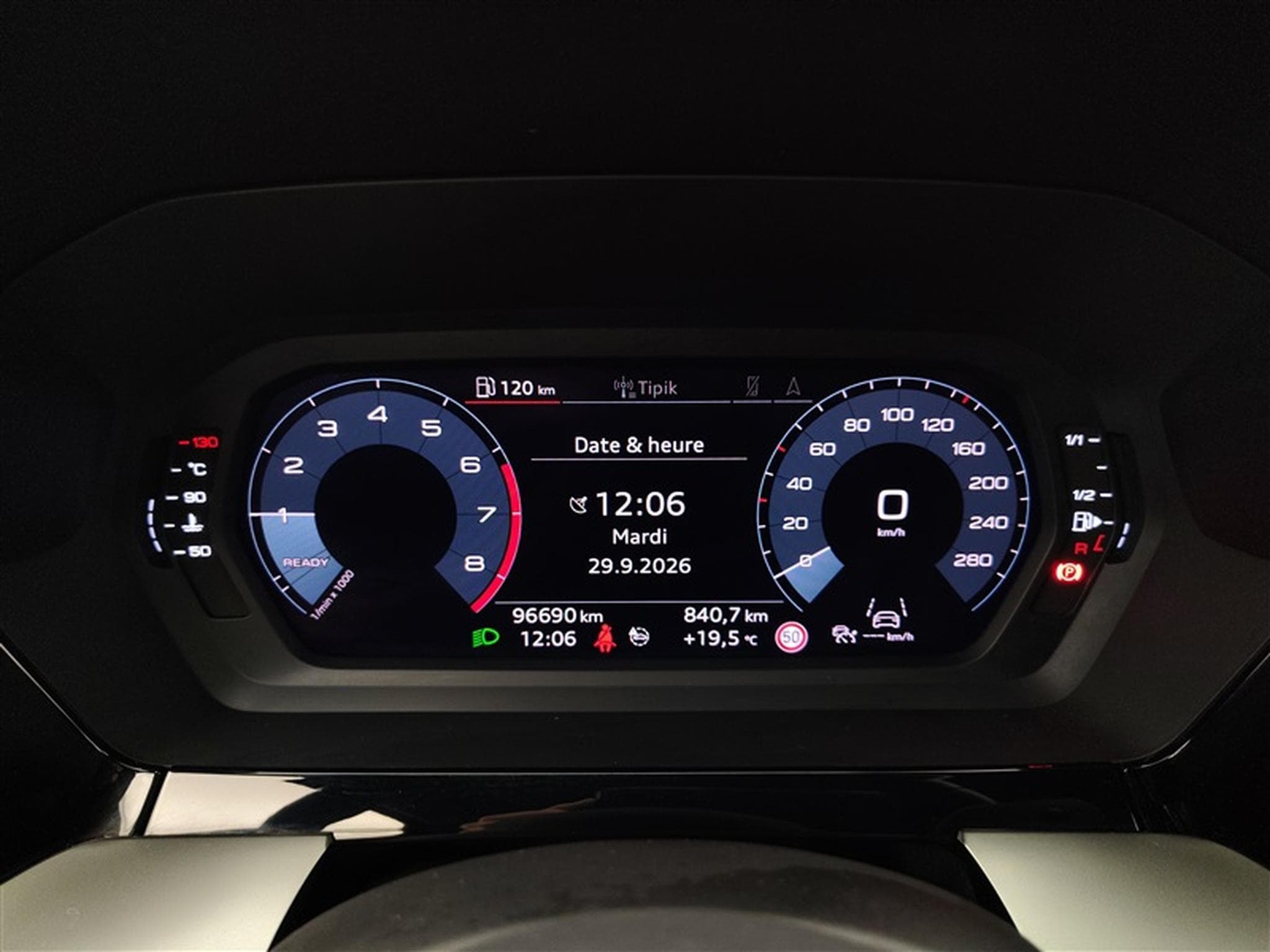 Audi A3 30 TFSI S line NAVI / FULL LED / PDC AR / JA 17" (2021) - Photo 10