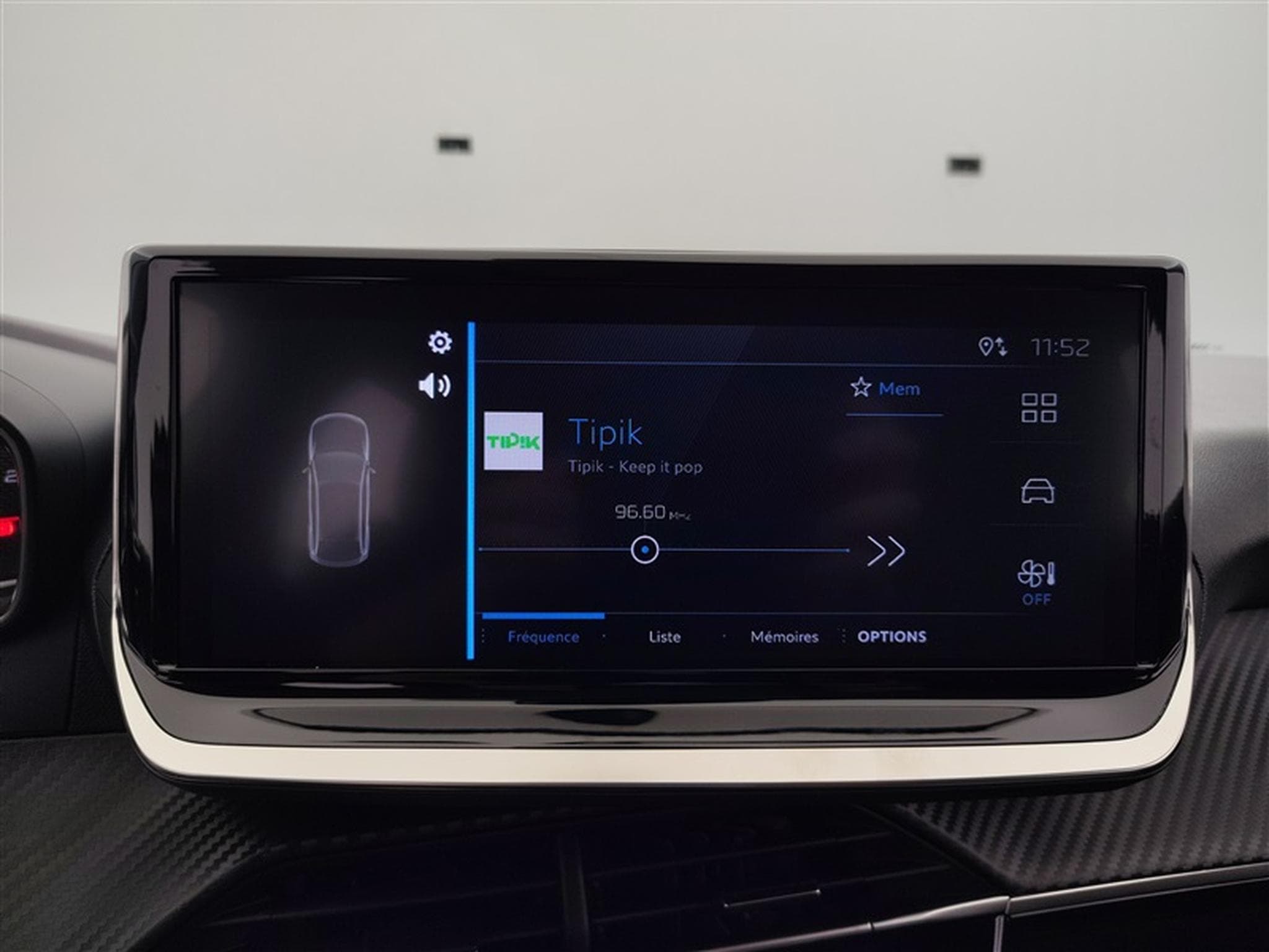 Peugeot 208 1.2 PureTech 75cv Active Pack CARPLAY / FULL LED / PDC AR (2024) - Foto 18
