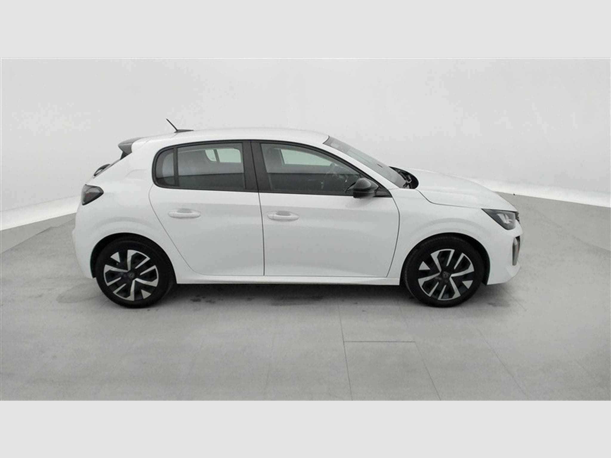 Peugeot 208 1.2 PureTech 75cv Active Pack CARPLAY / FULL LED / PDC AR (2024) - Foto 24
