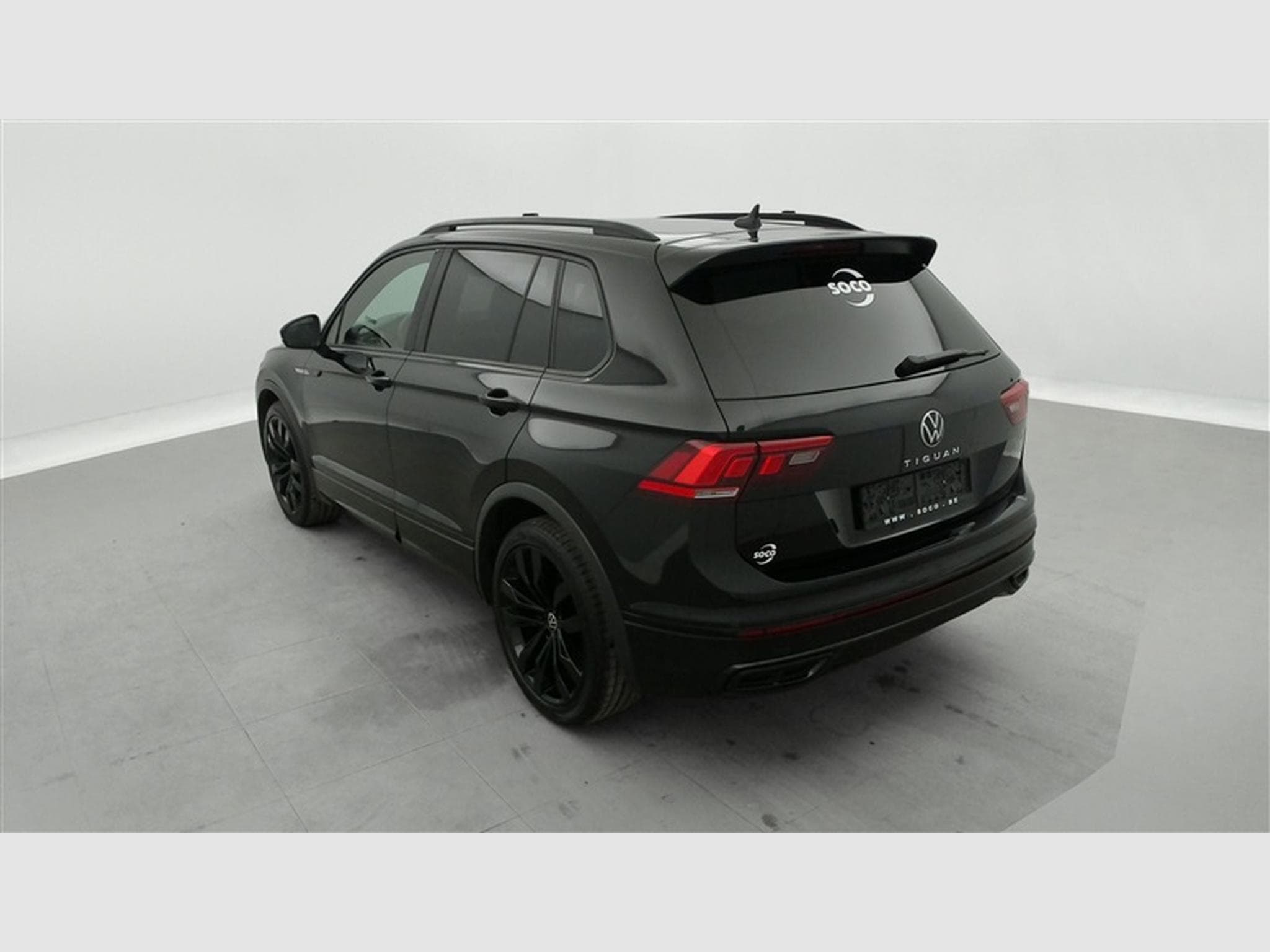 VW Tiguan 1.5 TSI R-Line DSG  NAVI / CARPLAY / JA 20' (2021) - Foto 2