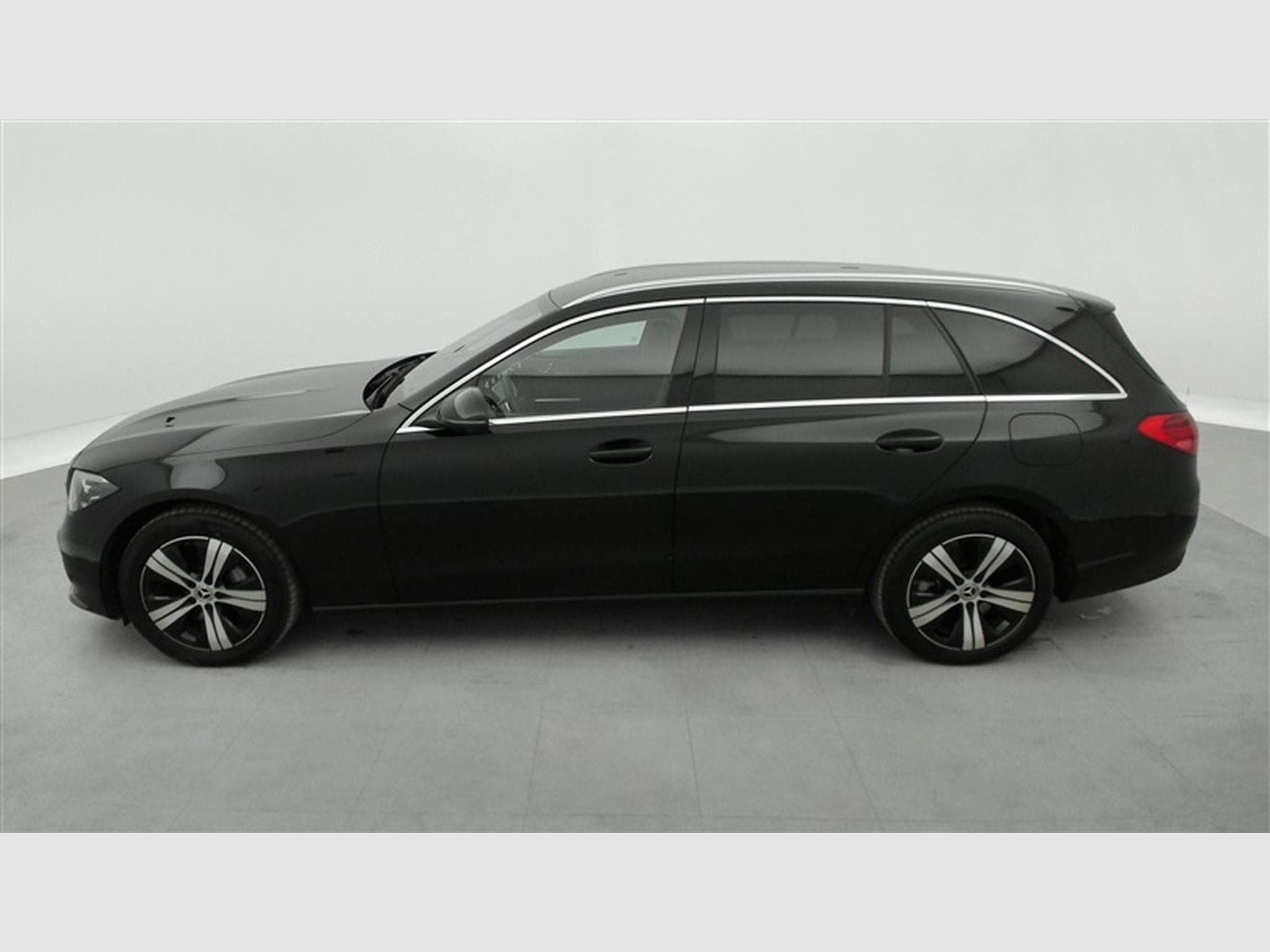 Mercedes C 300 300e PHEV Business Line NAVI/FULL LED/JA/PDC (2024) - Foto 3