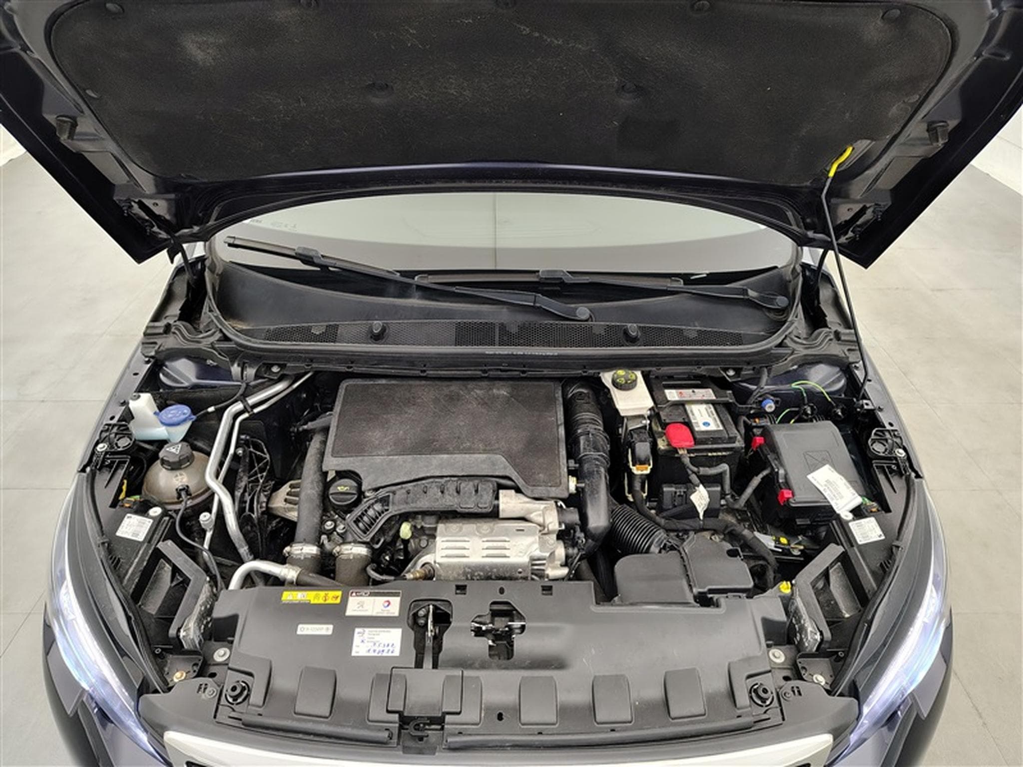 Peugeot 308 1.2 PureTech Allure NAVI/FULL LED/JA/PDC AV AR (2020) - Photo 19