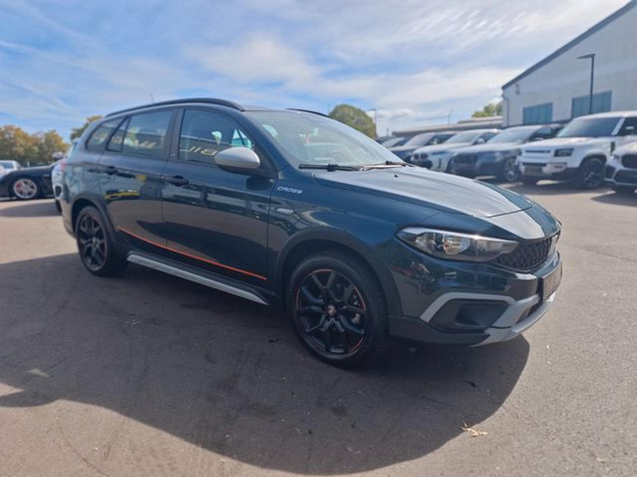 Fiat Tipo TIPO CROSS *AUT*NAVI*KAM*KLIMA*VIRTUELL*GARMIN (2022) - Foto 5