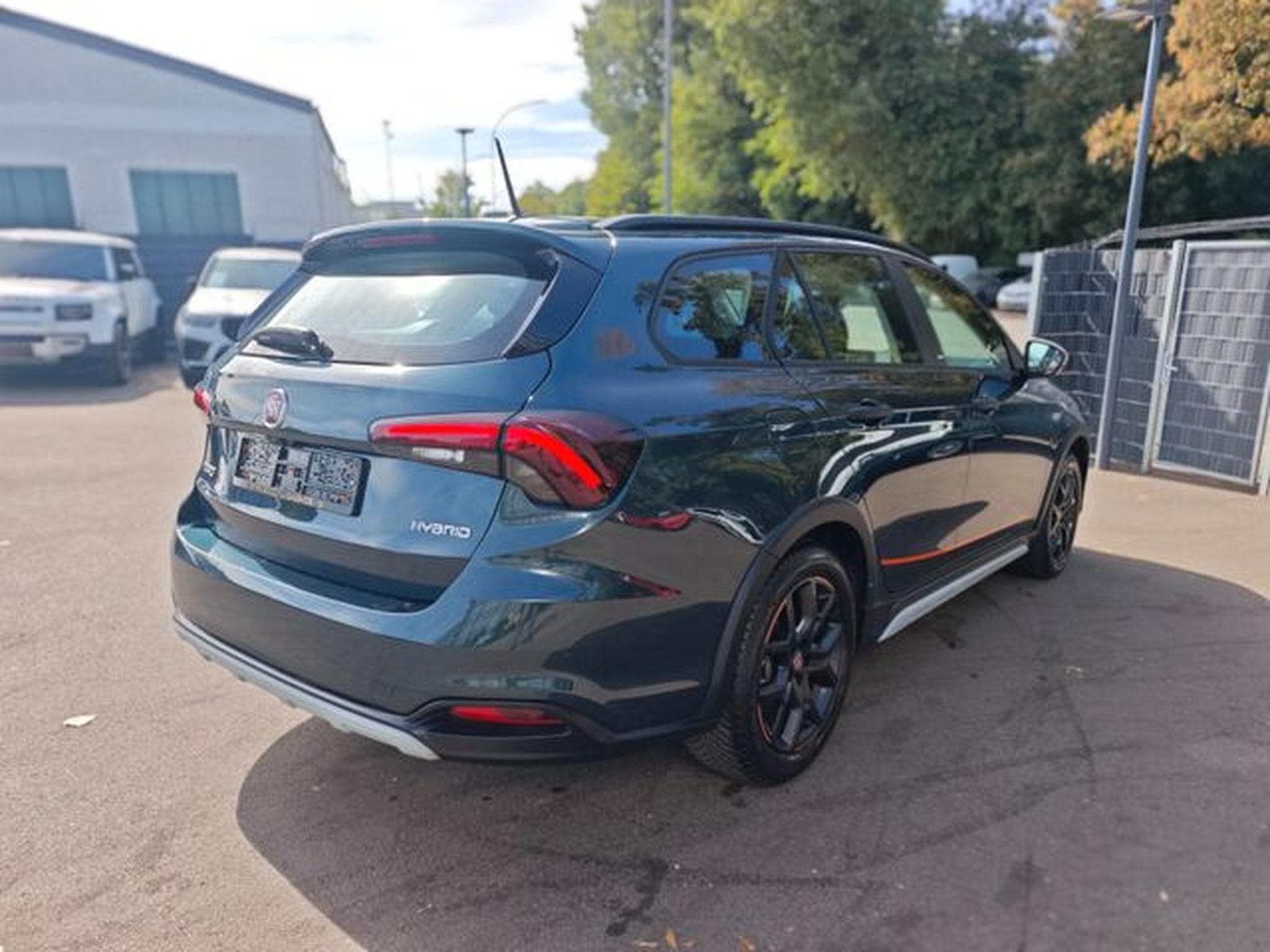 Fiat Tipo TIPO CROSS *AUT*NAVI*KAM*KLIMA*VIRTUELL*GARMIN (2022) - Foto 6