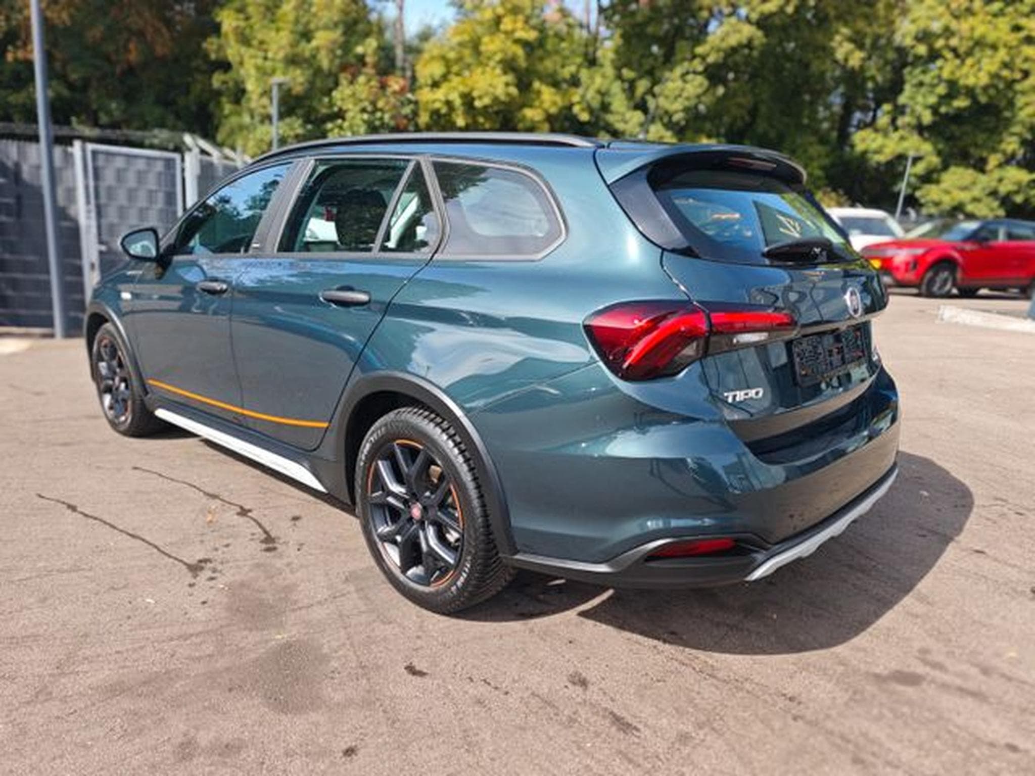 Fiat Tipo TIPO CROSS *AUT*NAVI*KAM*KLIMA*VIRTUELL*GARMIN (2022) - Foto 7