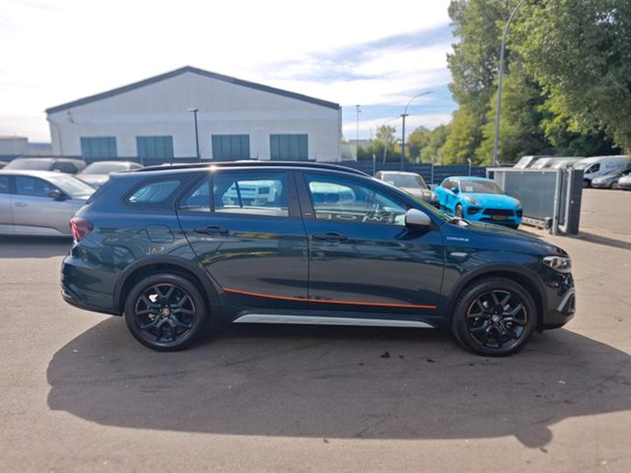 Fiat Tipo TIPO CROSS *AUT*NAVI*KAM*KLIMA*VIRTUELL*GARMIN (2022) - Foto 14
