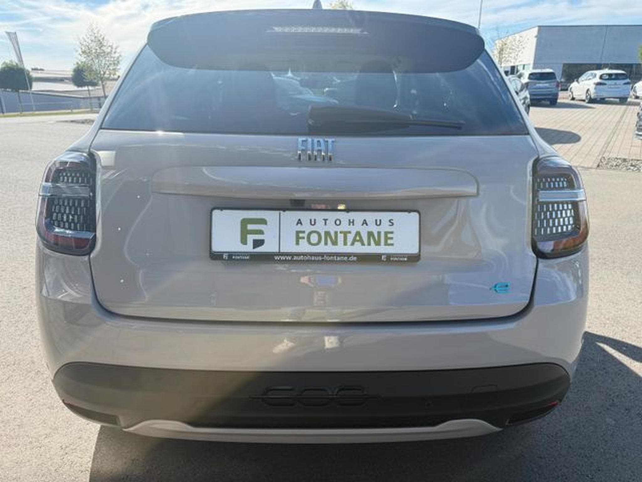 Fiat 600 600e 115kW La Prima Leder Keyless ACC Kamera Nav (2025) - Photo 6