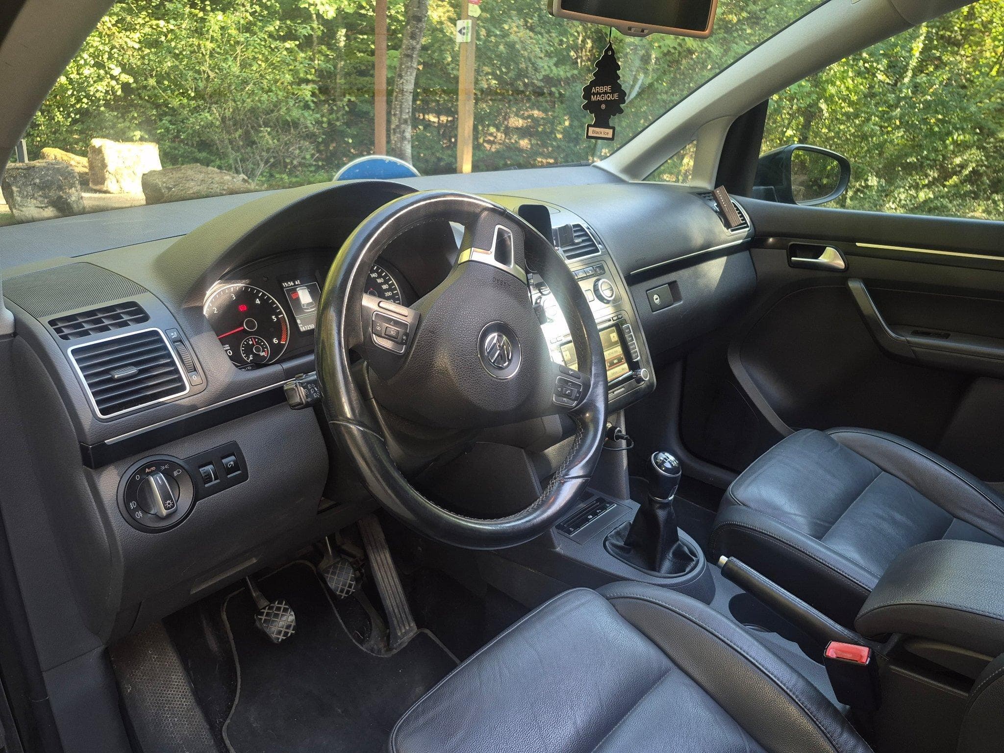 VW Touran 2.0tdi (2014) - Foto 11