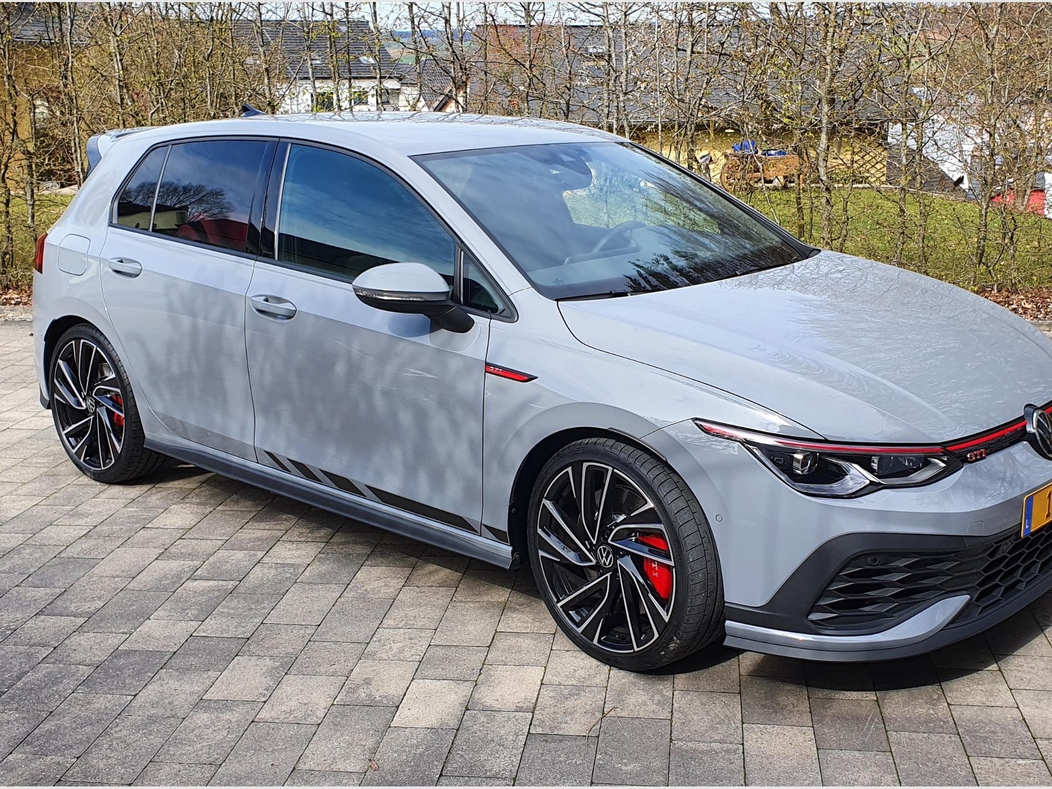 VW Golf GTI Clubsport DSG7 Matrix LED DCC ACC (2021) - Foto 6
