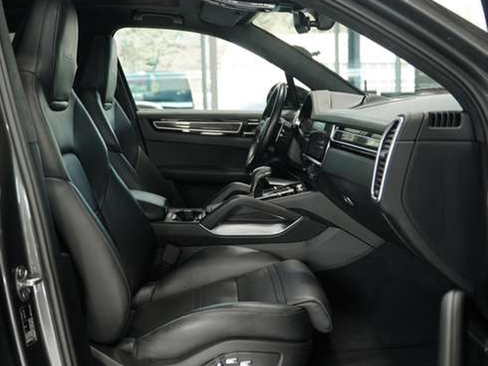 Porsche Cayenne Turbo *Chrono *Pano *Matrix *APPROVED (2018) - Foto 15