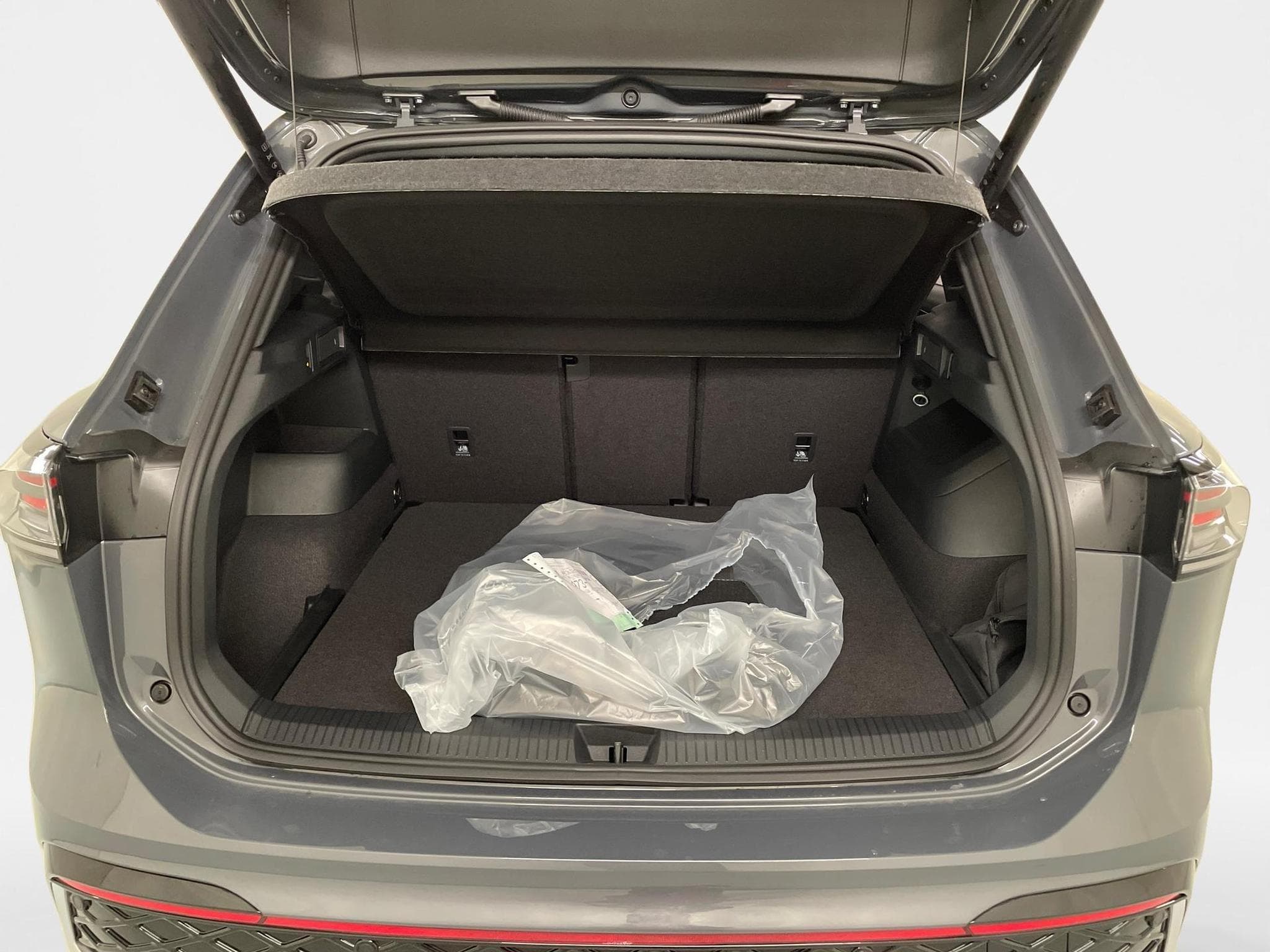 VW Tiguan R-Line (2026) - Photo 10