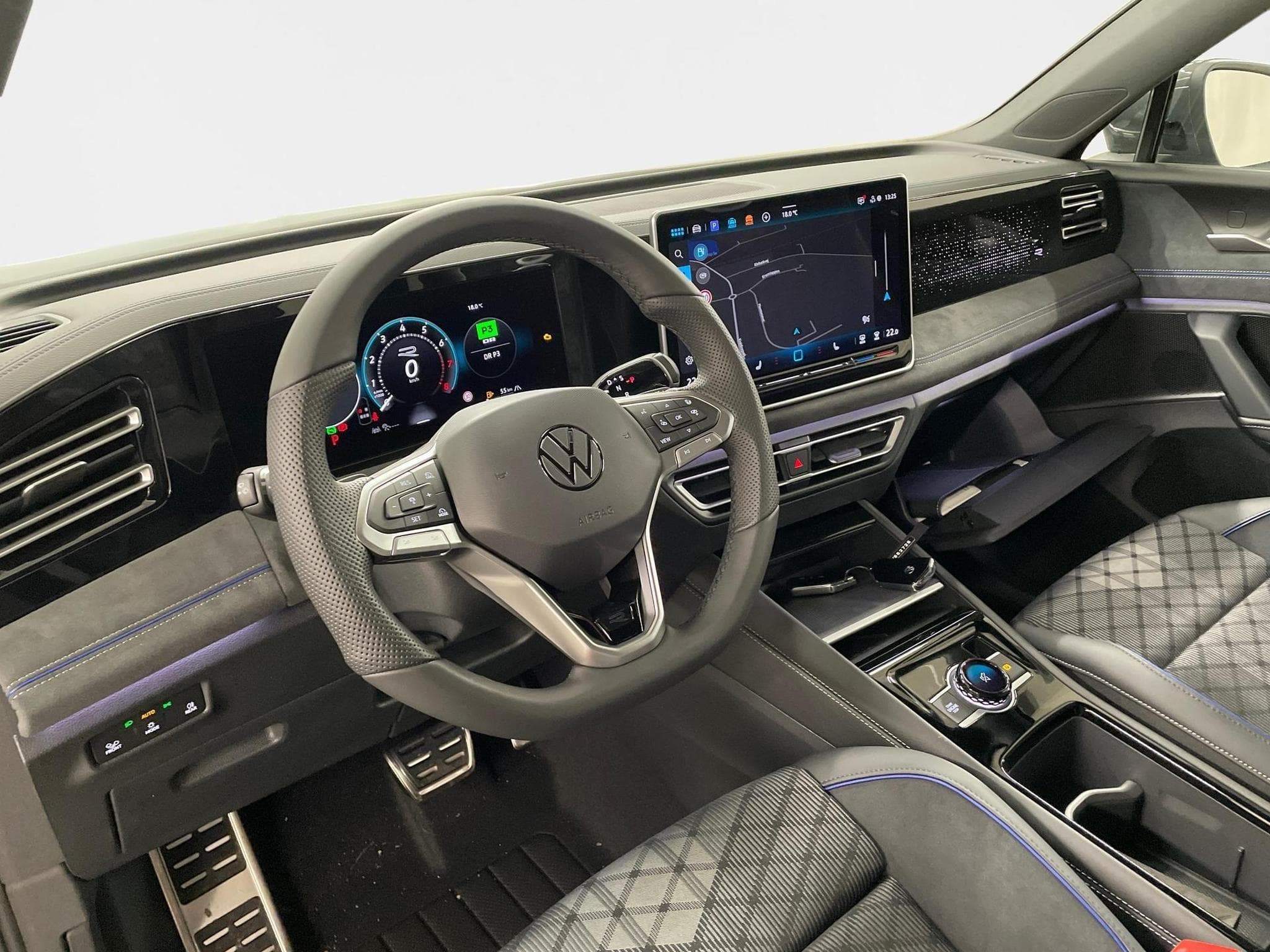 VW Tiguan R-Line (2026) - Photo 12