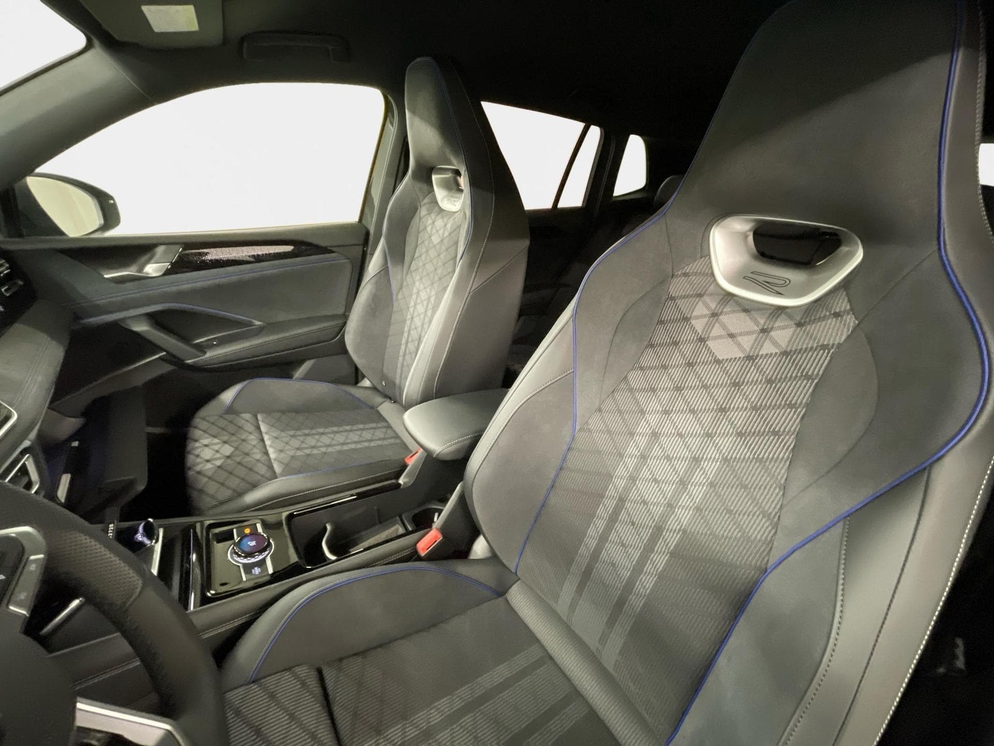 VW Tiguan R-Line (2026) - Photo 19