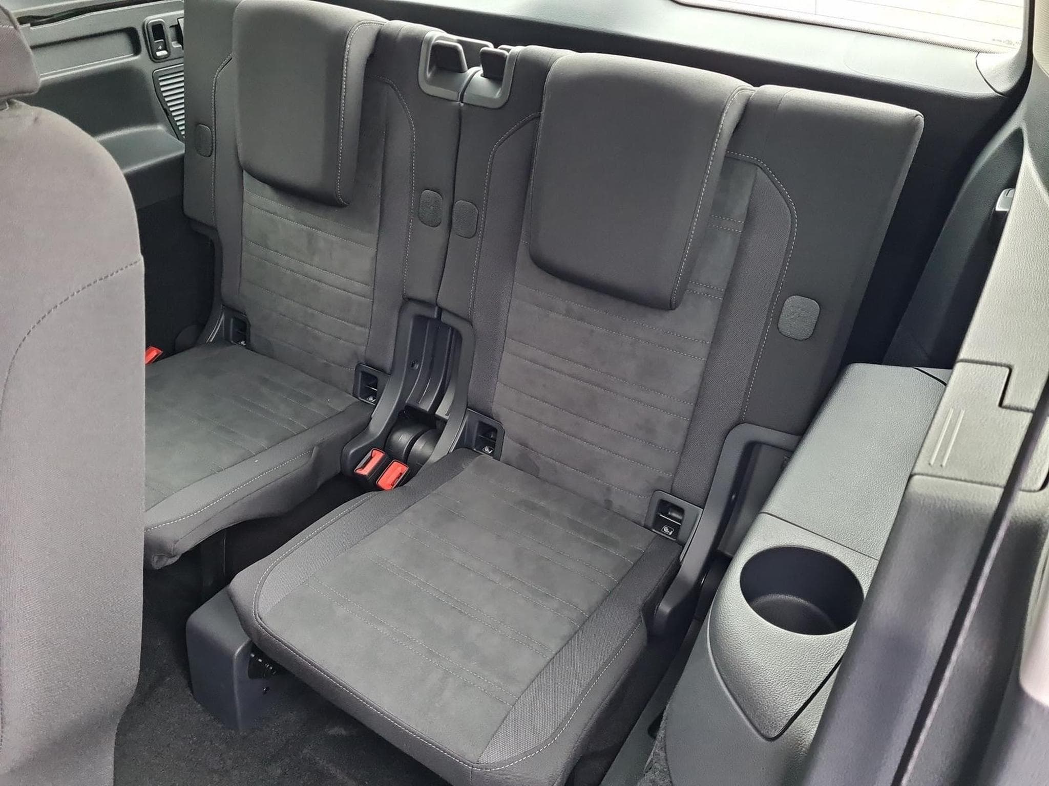 VW Touran Comfortline BMT/Start-Stopp (2025) - Photo 12