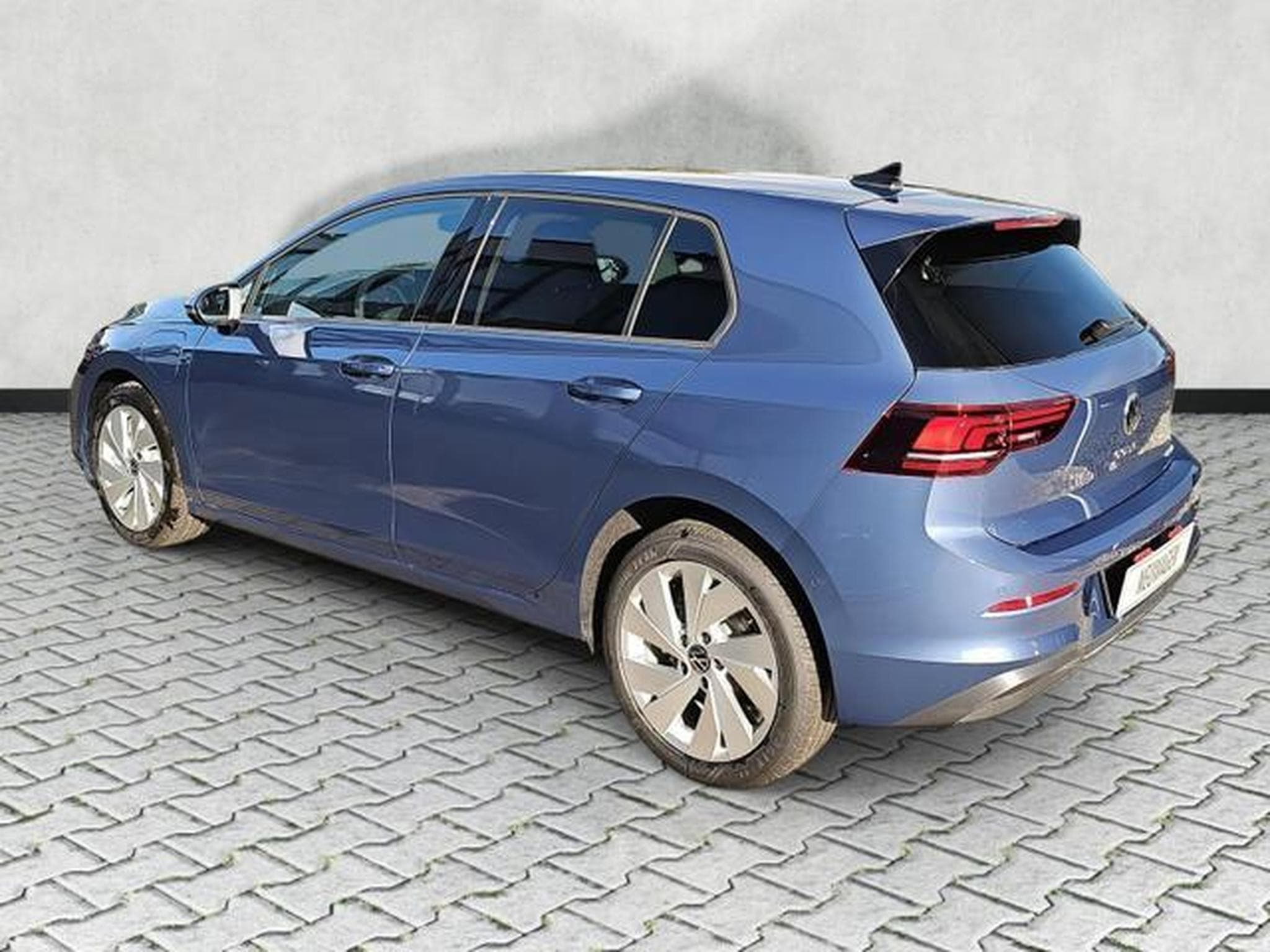 VW Golf 1.5 TSI eHybrid 150 kW Life (2026) - Photo 5