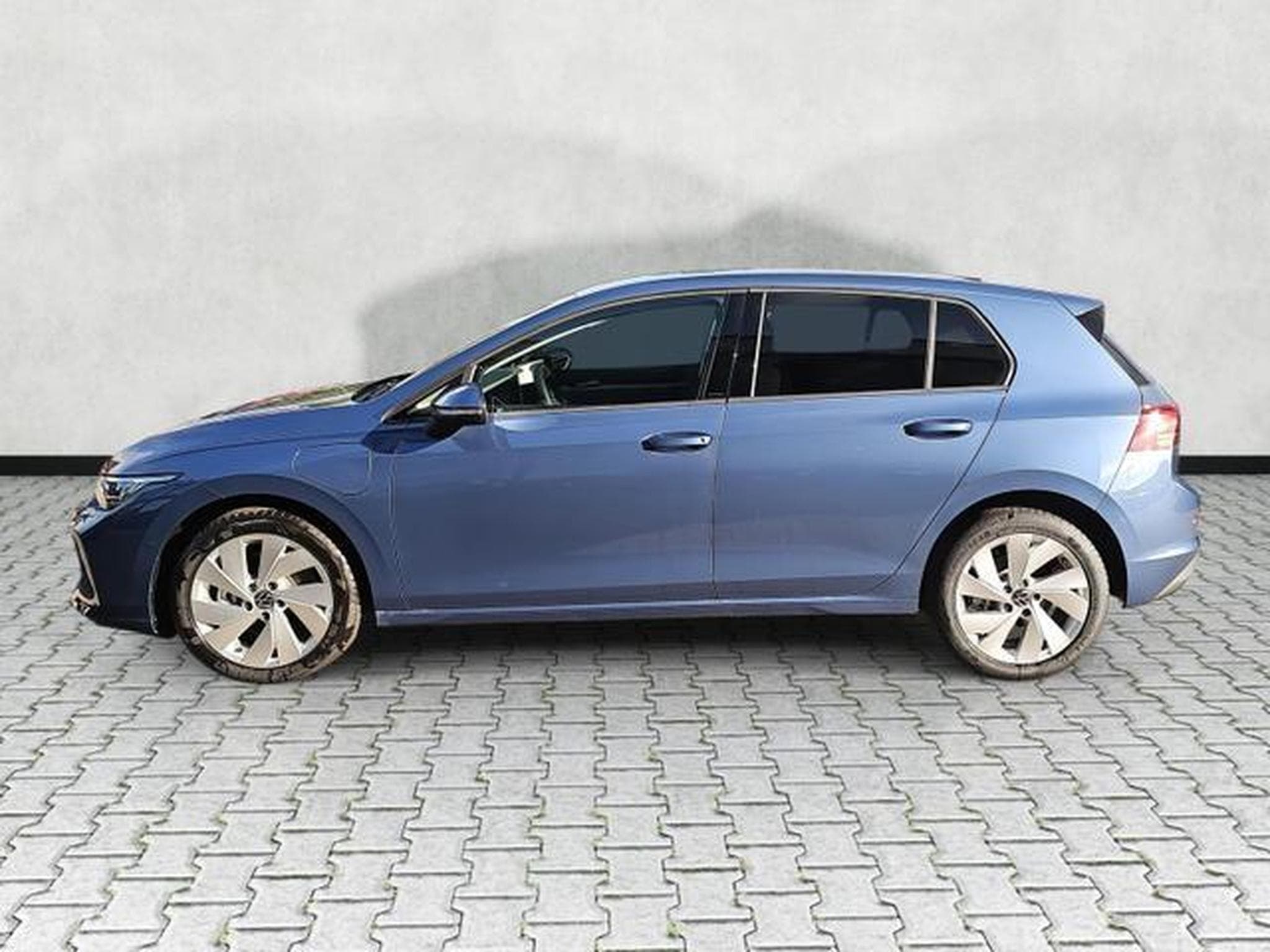 VW Golf 1.5 TSI eHybrid 150 kW Life (2026) - Photo 4