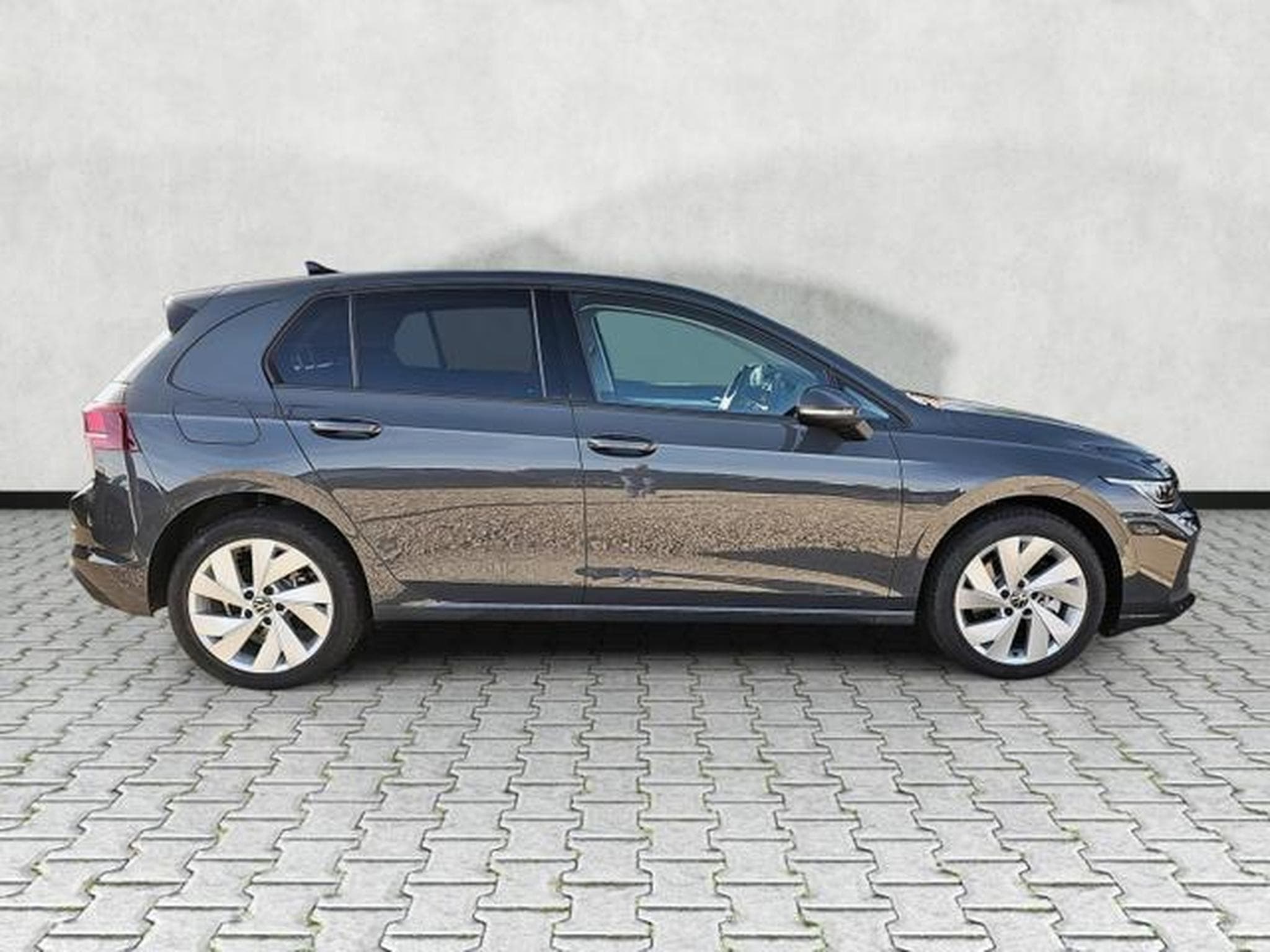 VW Golf 1.5 TSI eHybrid 150 kW Life (2026) - Photo 8
