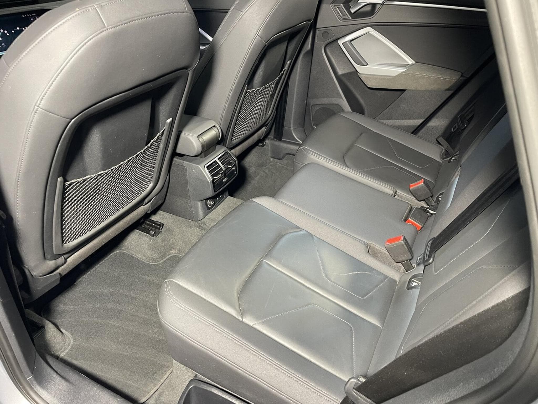 Audi Q3 35 TDI 150 S-TRONIC BUSINESS VIRTUAL COCKPIT (2021) - Photo 10