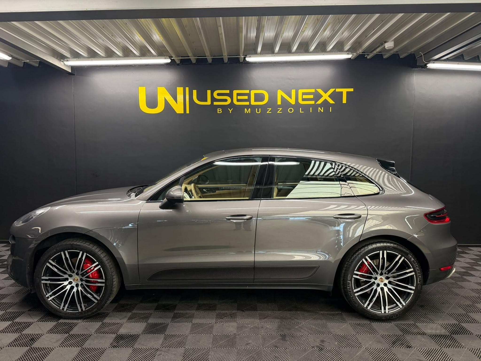 Porsche Macan 3.6 V6 TURBO (2014) - Photo 5