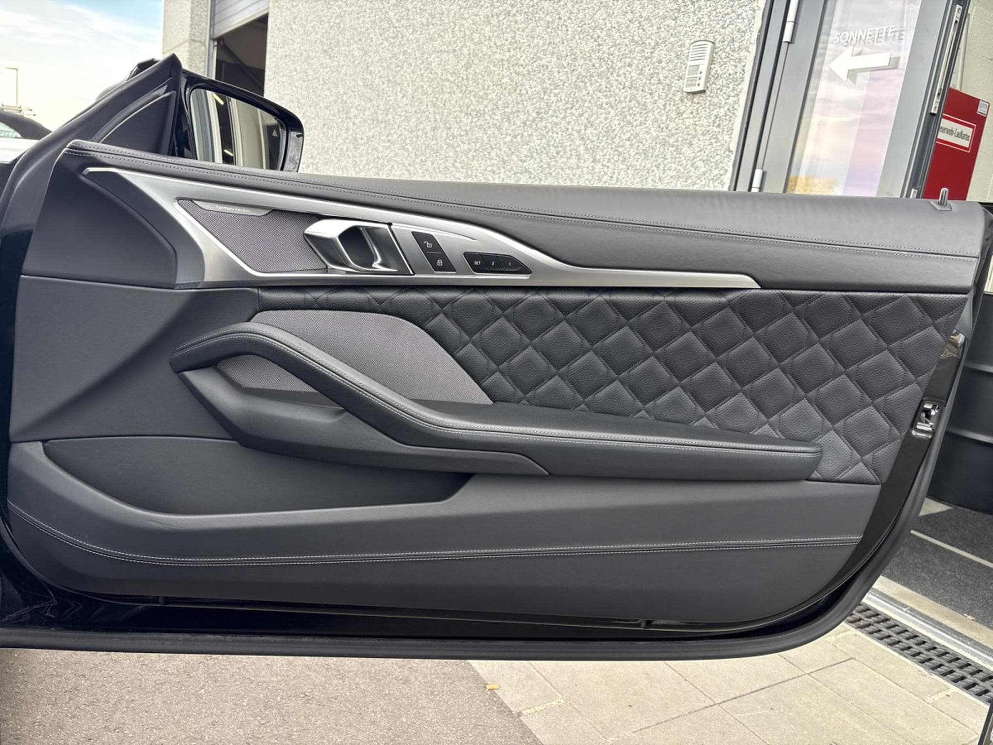 BMW M8 M8 Cabriolet Pack M Competition/20/HUD/ACC/TV DAB/XDRIVE (2019) - Photo 16