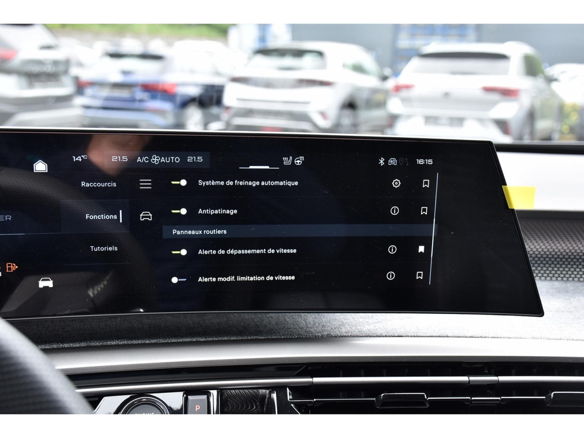 Peugeot 5008 GT Hybrid 145 e-DCS6 7 Pl. ACC CAM NEUF (2026) - Photo 17